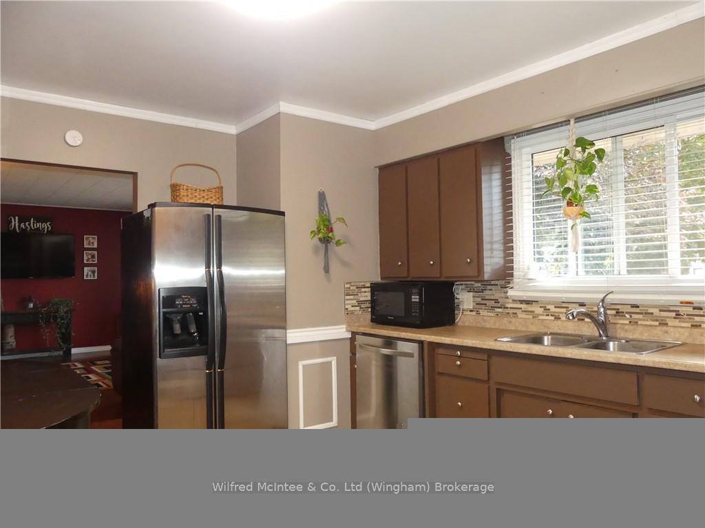 Photo 26 of 640 Elizabeth Street, Huron East, Brussels — HOMEH