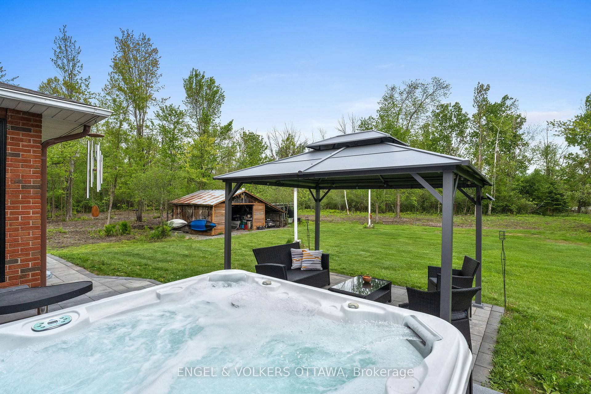 Photo 39 of 2323 Reevecraig Road S, Ottawa, Rideau Twp S of Reg Rd 6 E of Mccordick Rd. — HOMEH