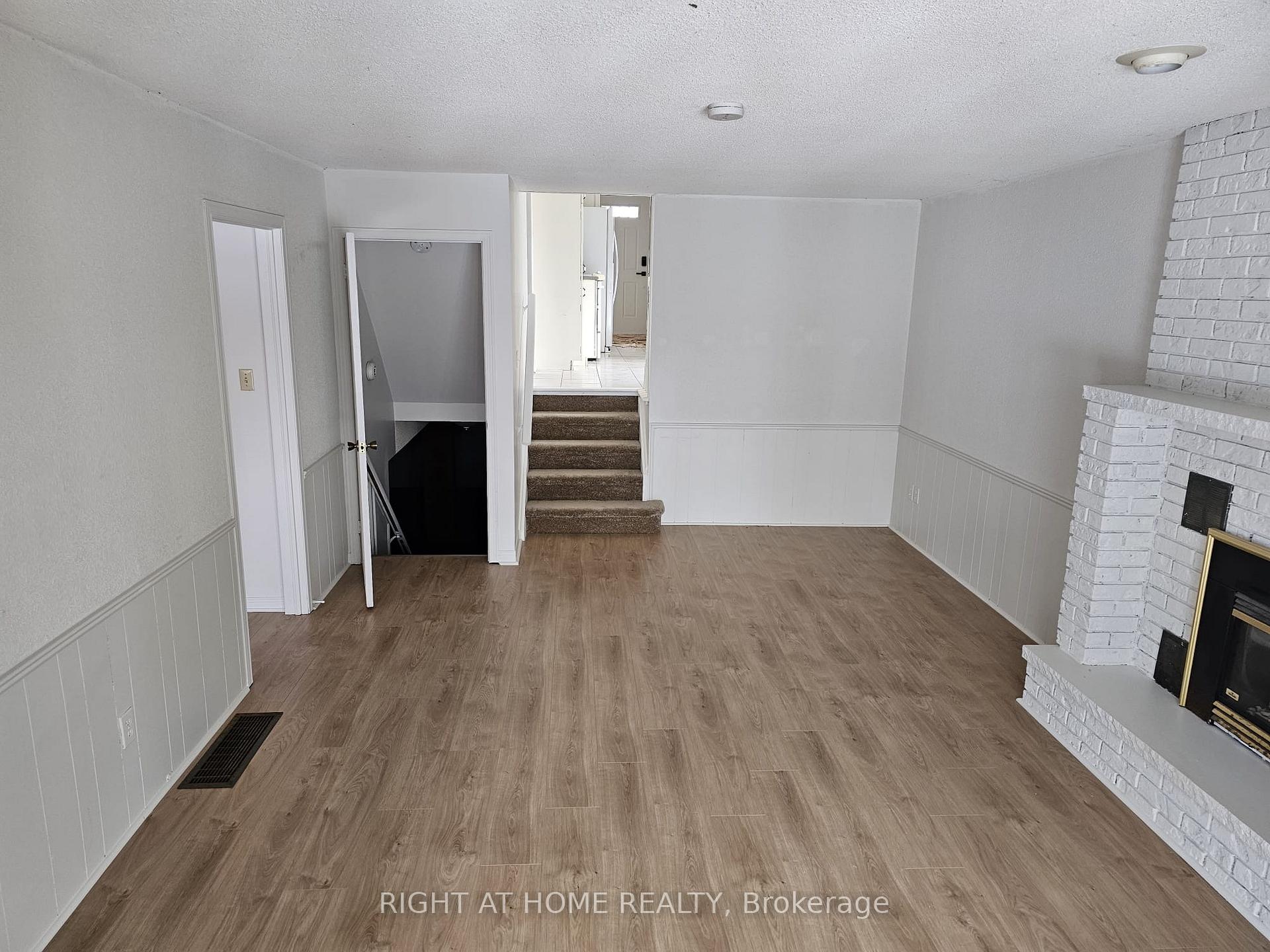 Photo 6 of 2184 Mildred Avenue, Innisfil, Alcona — HOMEH