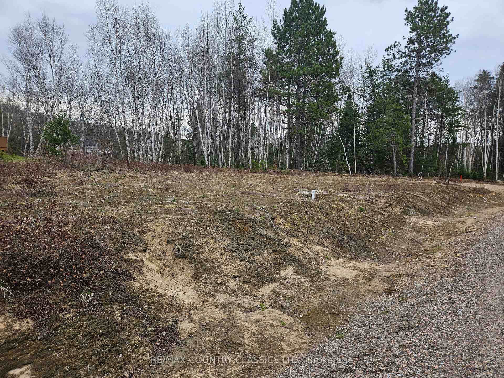 Photo 2 of 23 Birchview Drive, Madawaska Valley, Madawaska Valley — HOMEH