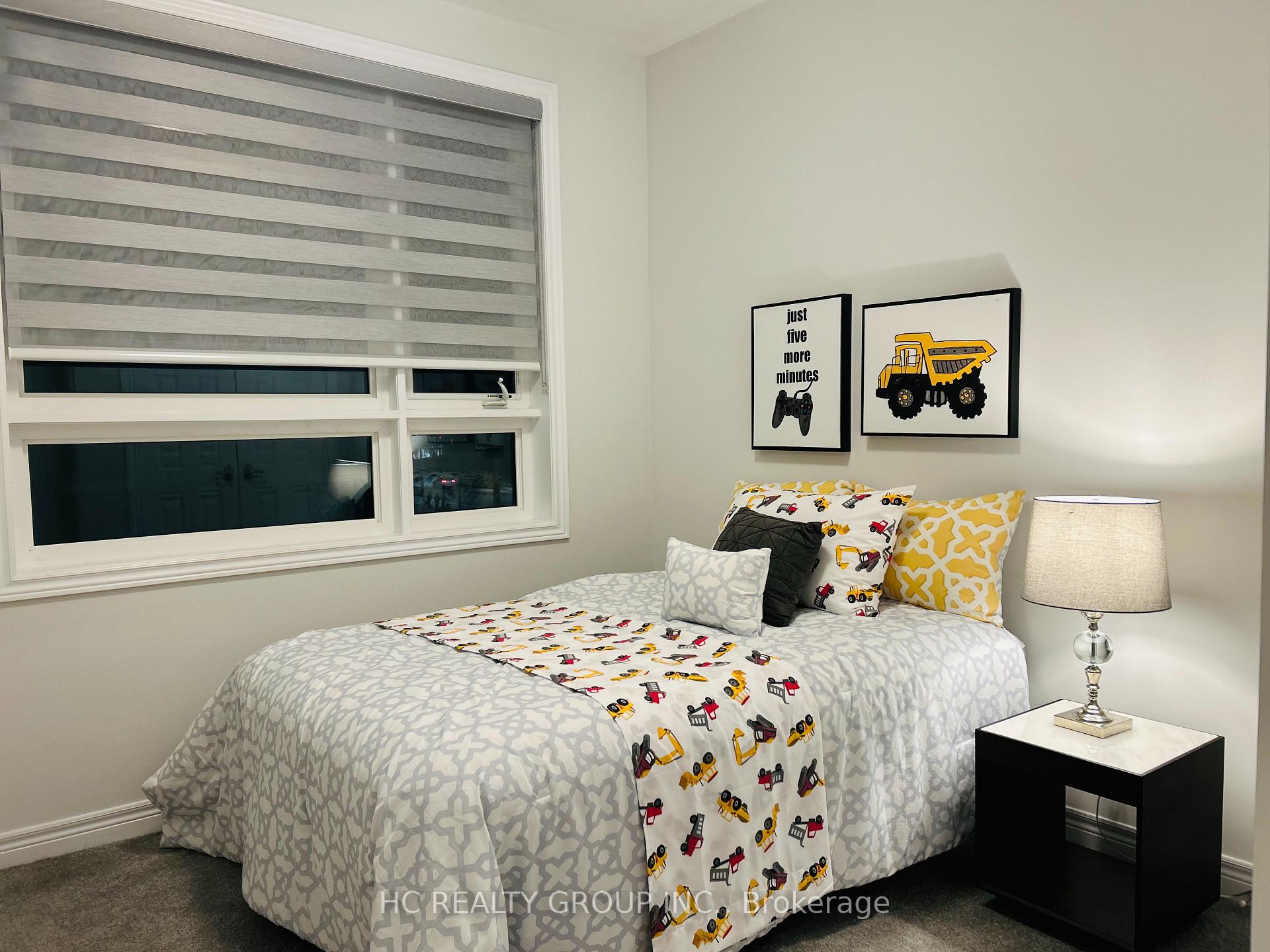 Photo 16 of 112 Robert Eaton Avenue, Markham, Middlefield — HOMEH