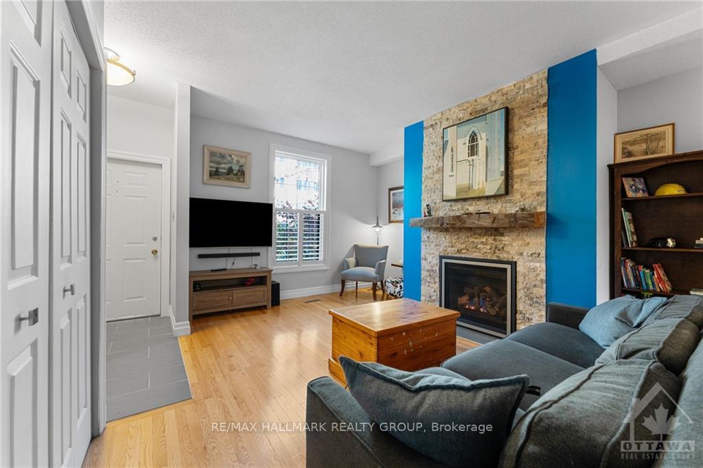 Photo 5 of 250 Stewart Street, Ottawa, Sandy Hill — HOMEH