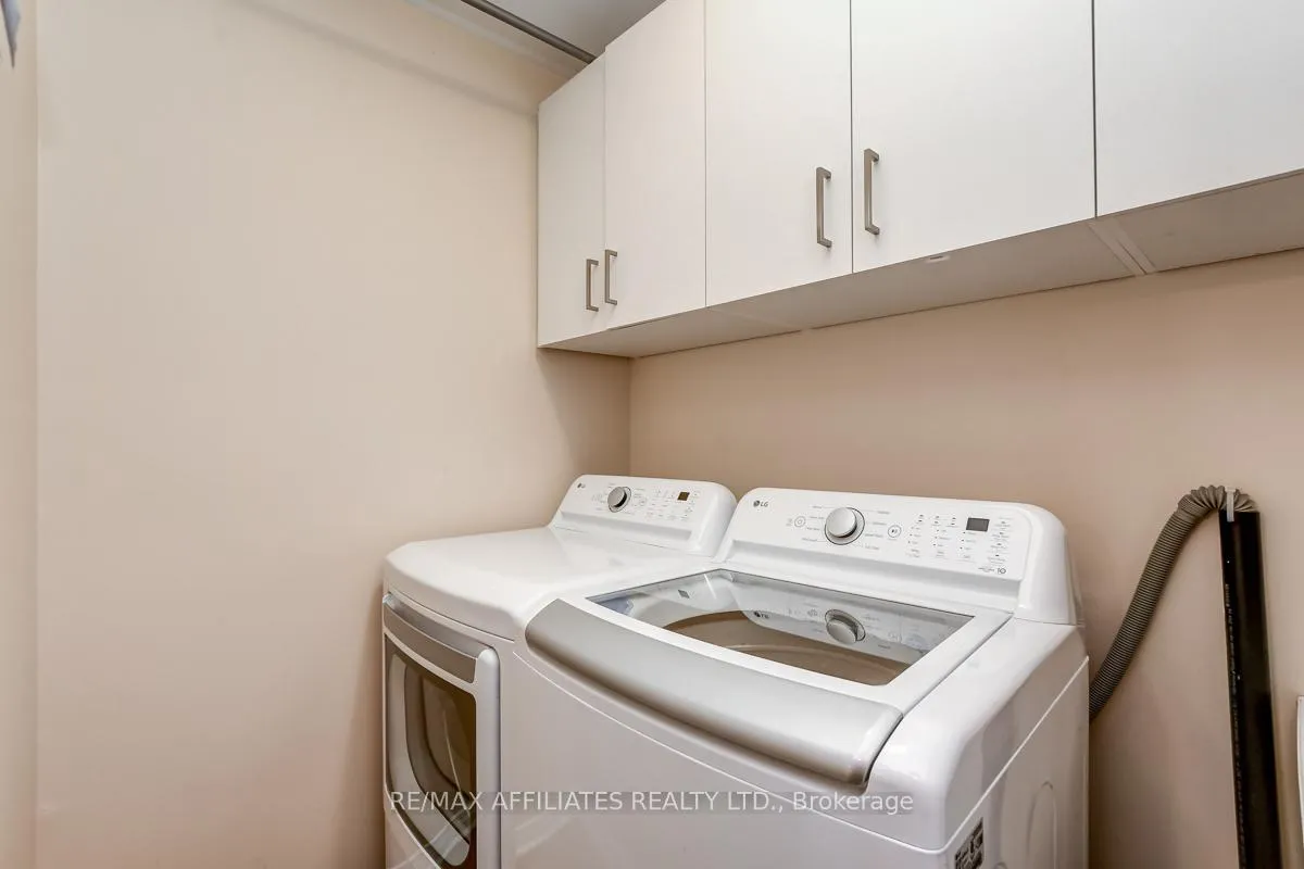 Photo 20 of 39 Inwood Drive, Ottawa, Kanata - Bridlewood — HOMEH