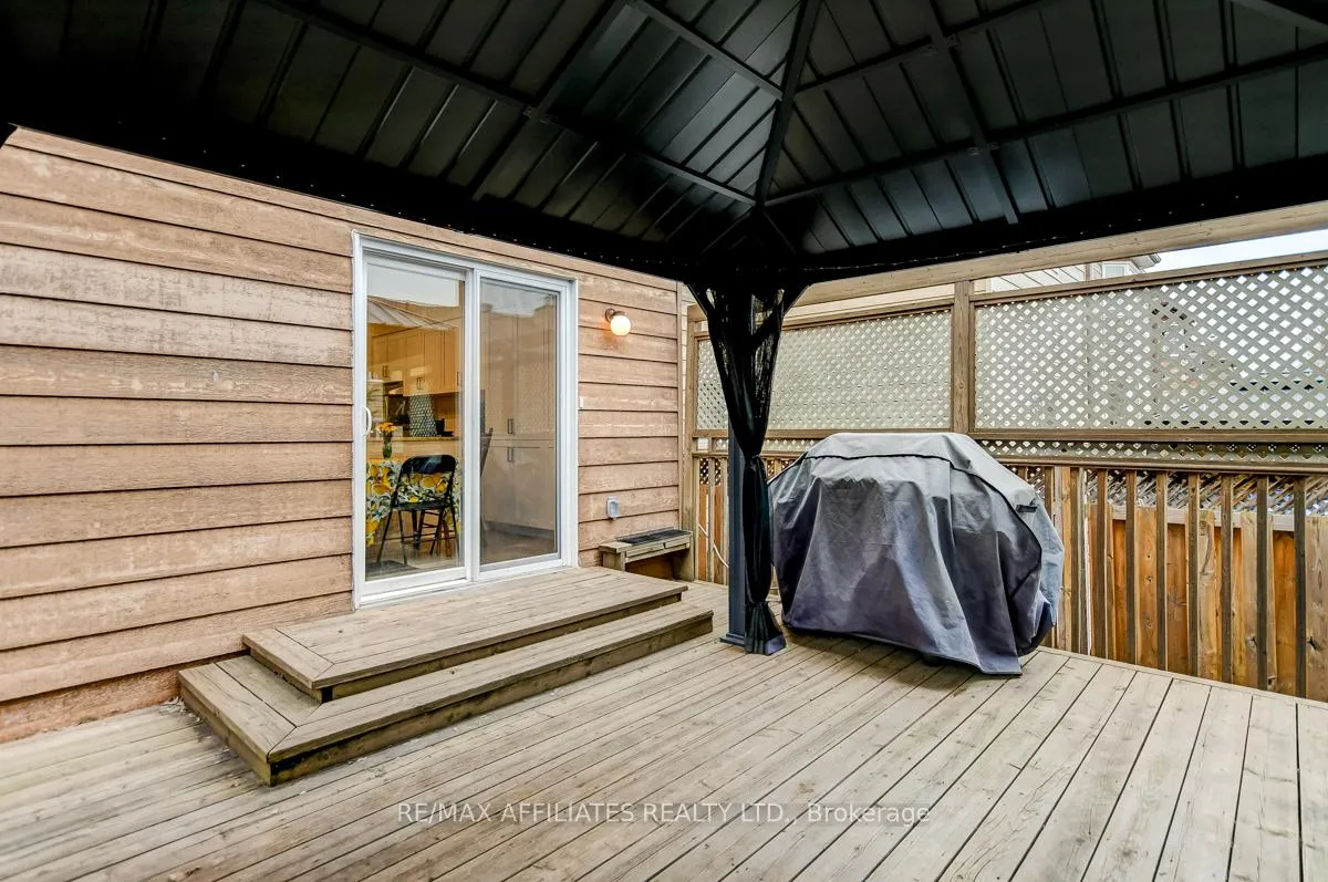 Photo 39 of 39 Inwood Drive, Ottawa, Kanata - Bridlewood — HOMEH