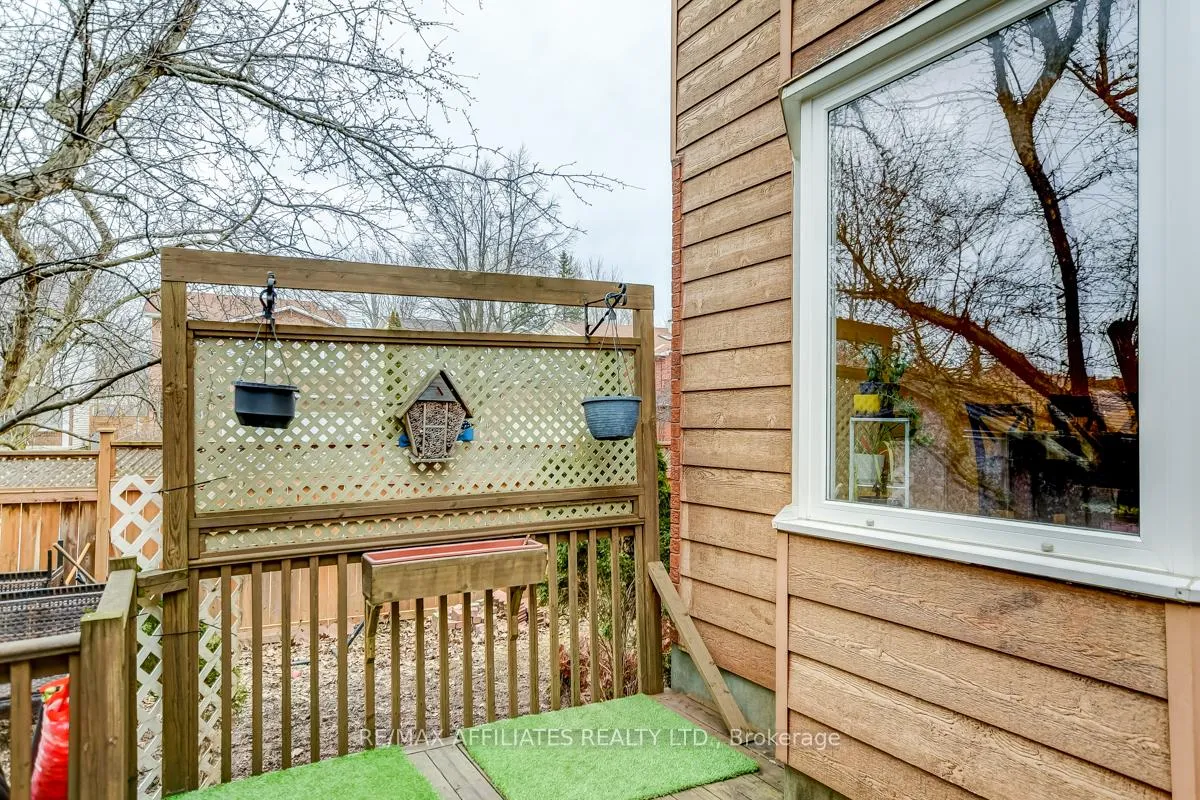 Photo 40 of 39 Inwood Drive, Ottawa, Kanata - Bridlewood — HOMEH