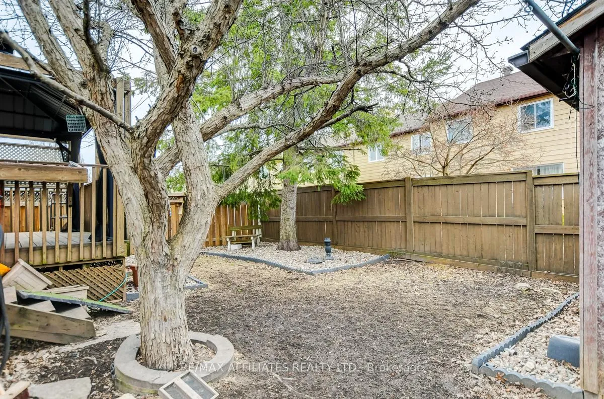 Photo 45 of 39 Inwood Drive, Ottawa, Kanata - Bridlewood — HOMEH