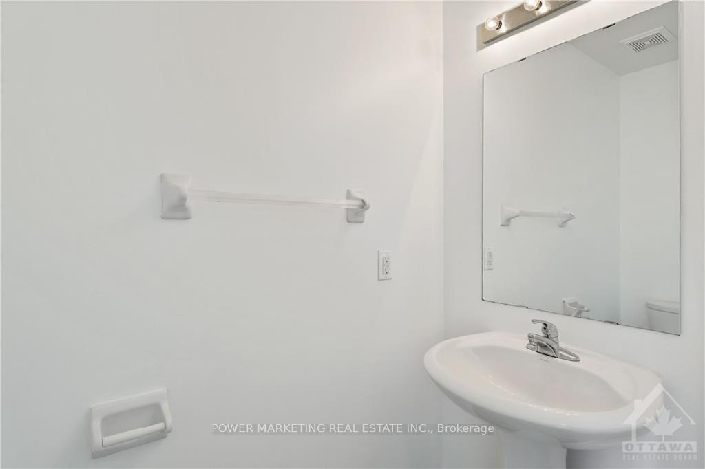 Photo 6 of 298 Macoun Circle, Ottawa, Hunt Club Park/Greenboro — HOMEH