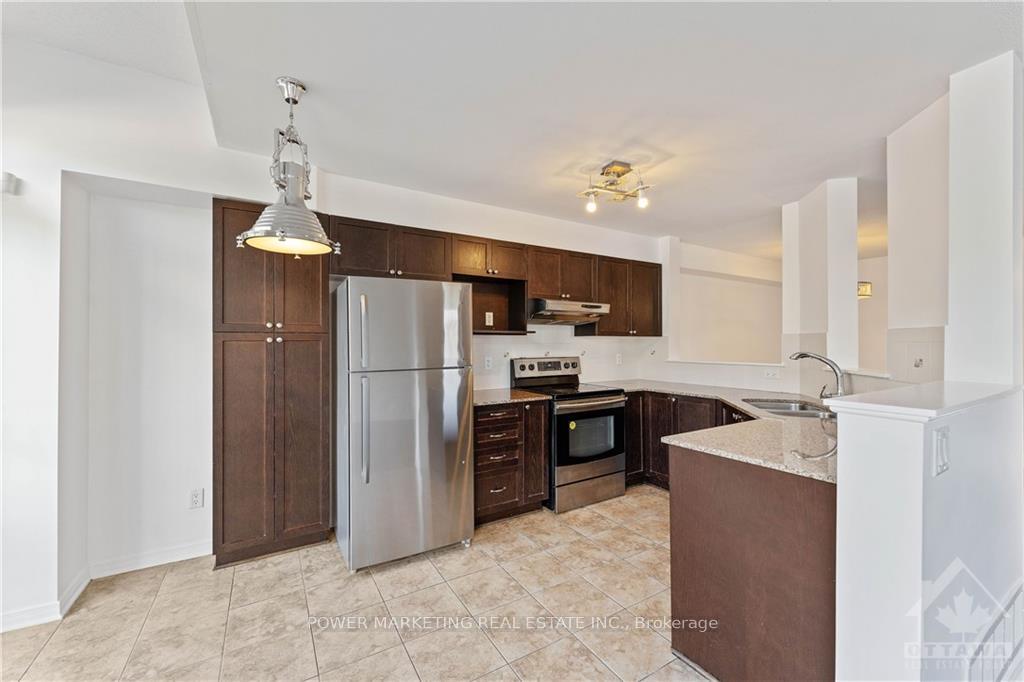 Photo 14 of 298 Macoun Circle, Ottawa, Hunt Club Park/Greenboro — HOMEH