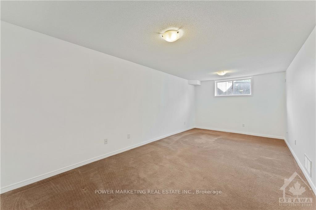 Photo 25 of 298 Macoun Circle, Ottawa, Hunt Club Park/Greenboro — HOMEH