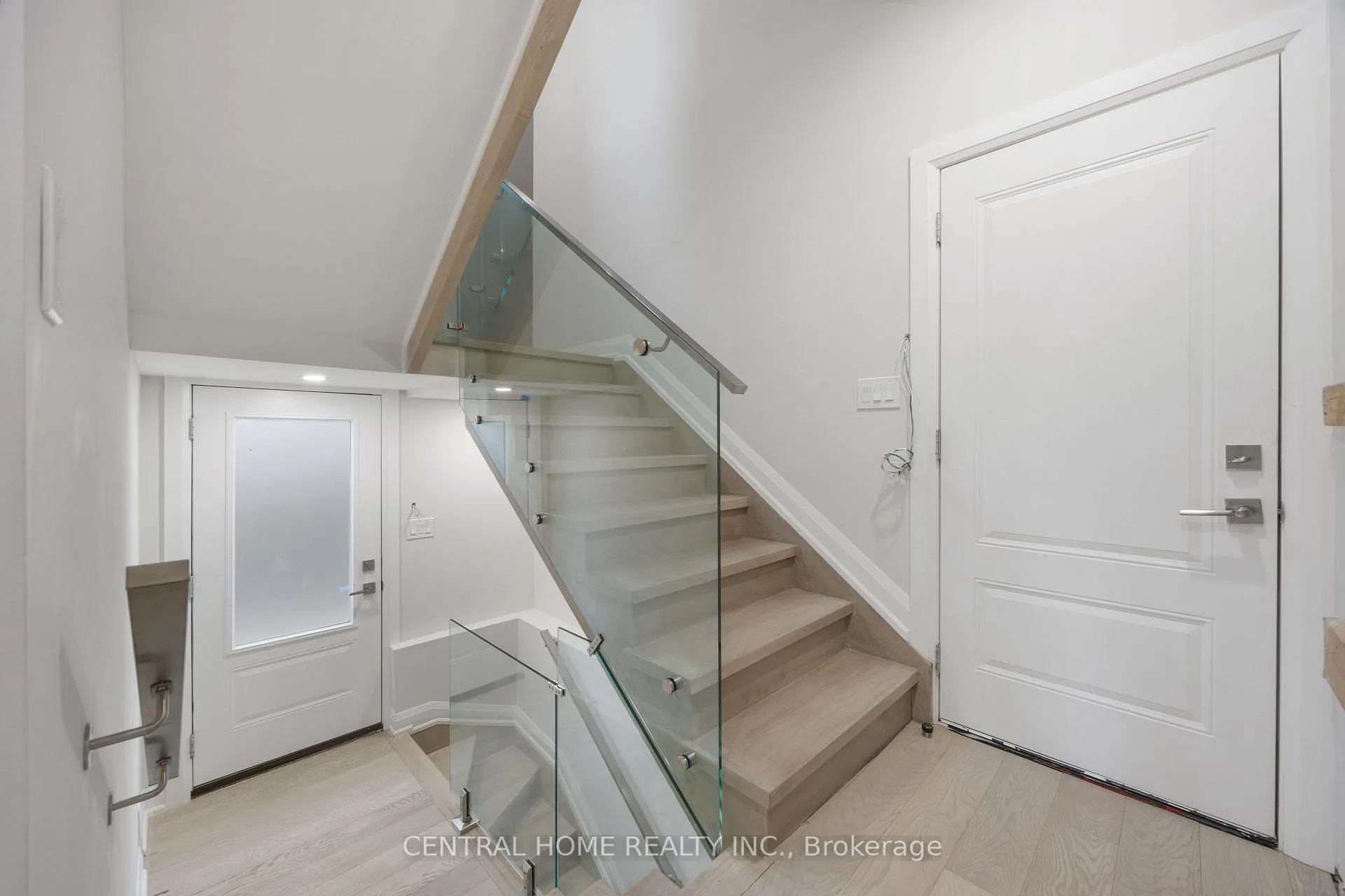 Photo 10 of 2950 Elgin Mills Road E, Markham, Victoria Square — HOMEH