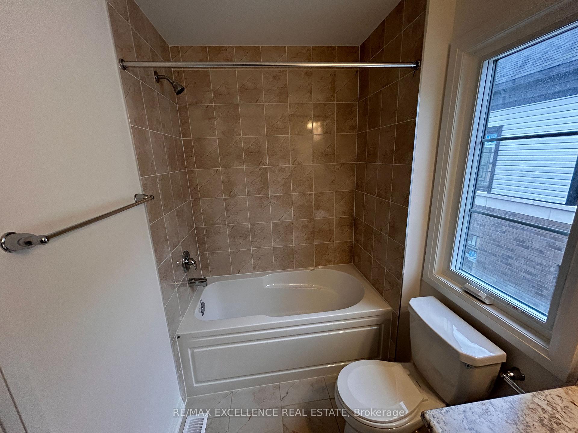 Photo 11 of Unit 49, 474 Provident Way, Hamilton, Mount Hope — HOMEH