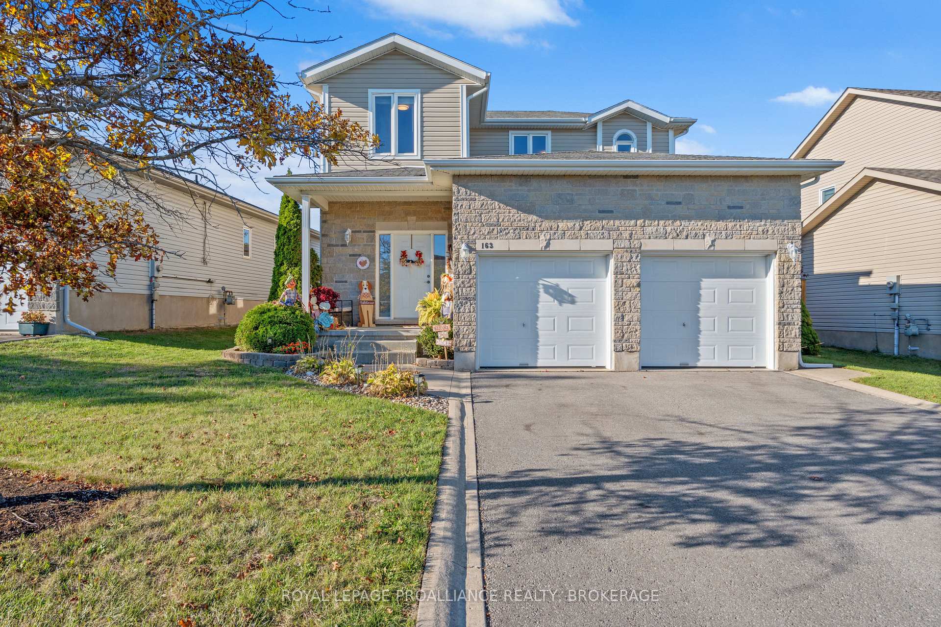 Photo 1 of 163 Kildare Avenue, Loyalist, Amherstview — HOMEH