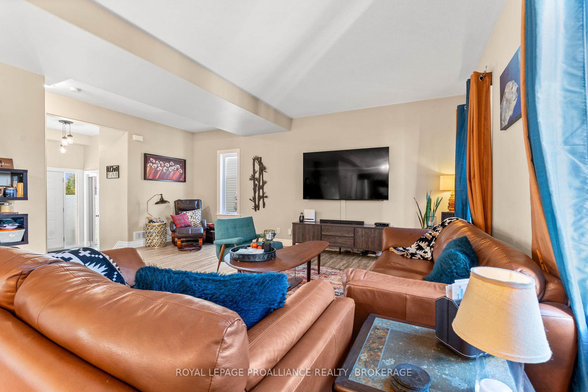 Photo 9 of 163 Kildare Avenue, Loyalist, Amherstview — HOMEH