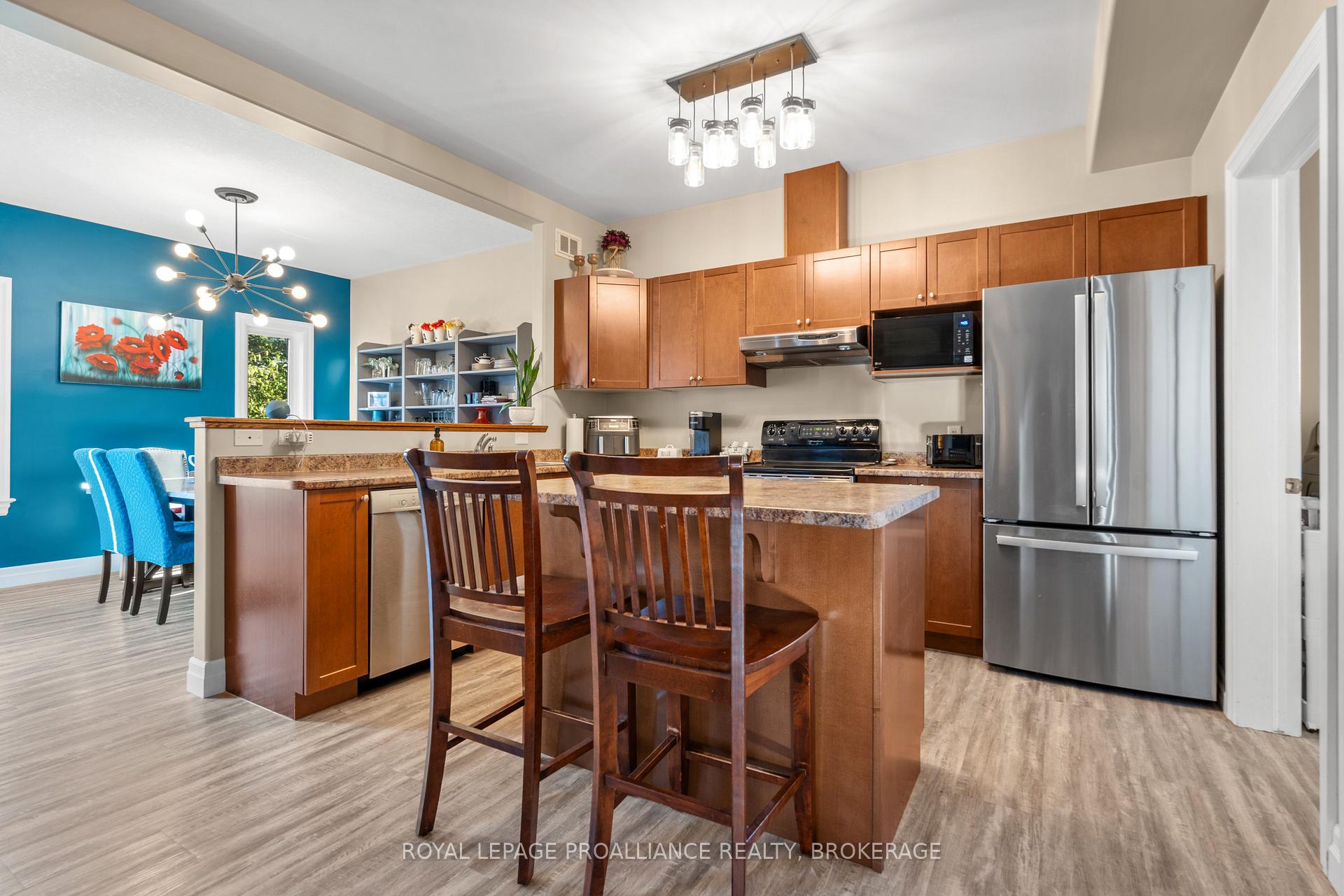 Photo 13 of 163 Kildare Avenue, Loyalist, Amherstview — HOMEH