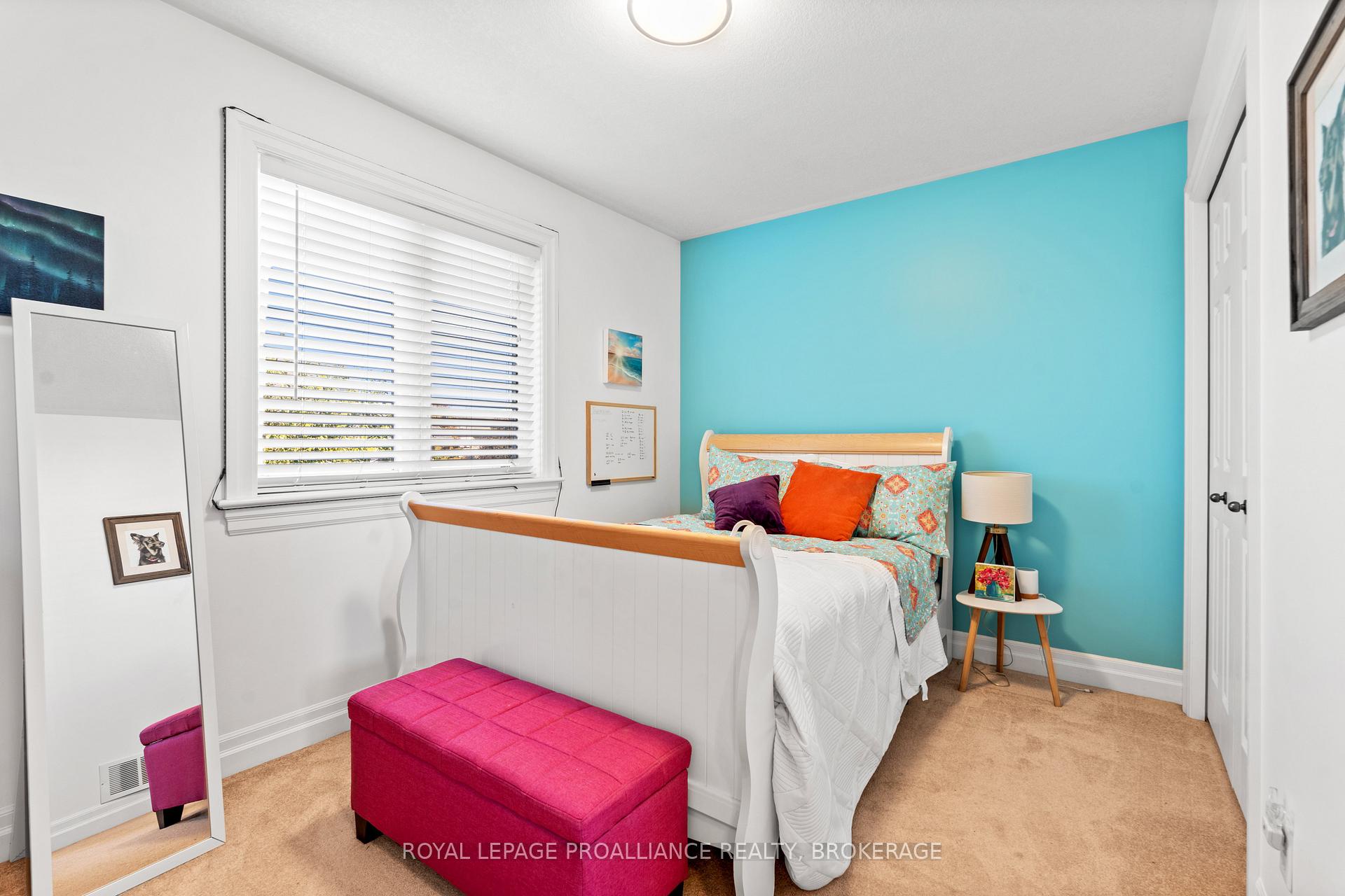 Photo 23 of 163 Kildare Avenue, Loyalist, Amherstview — HOMEH