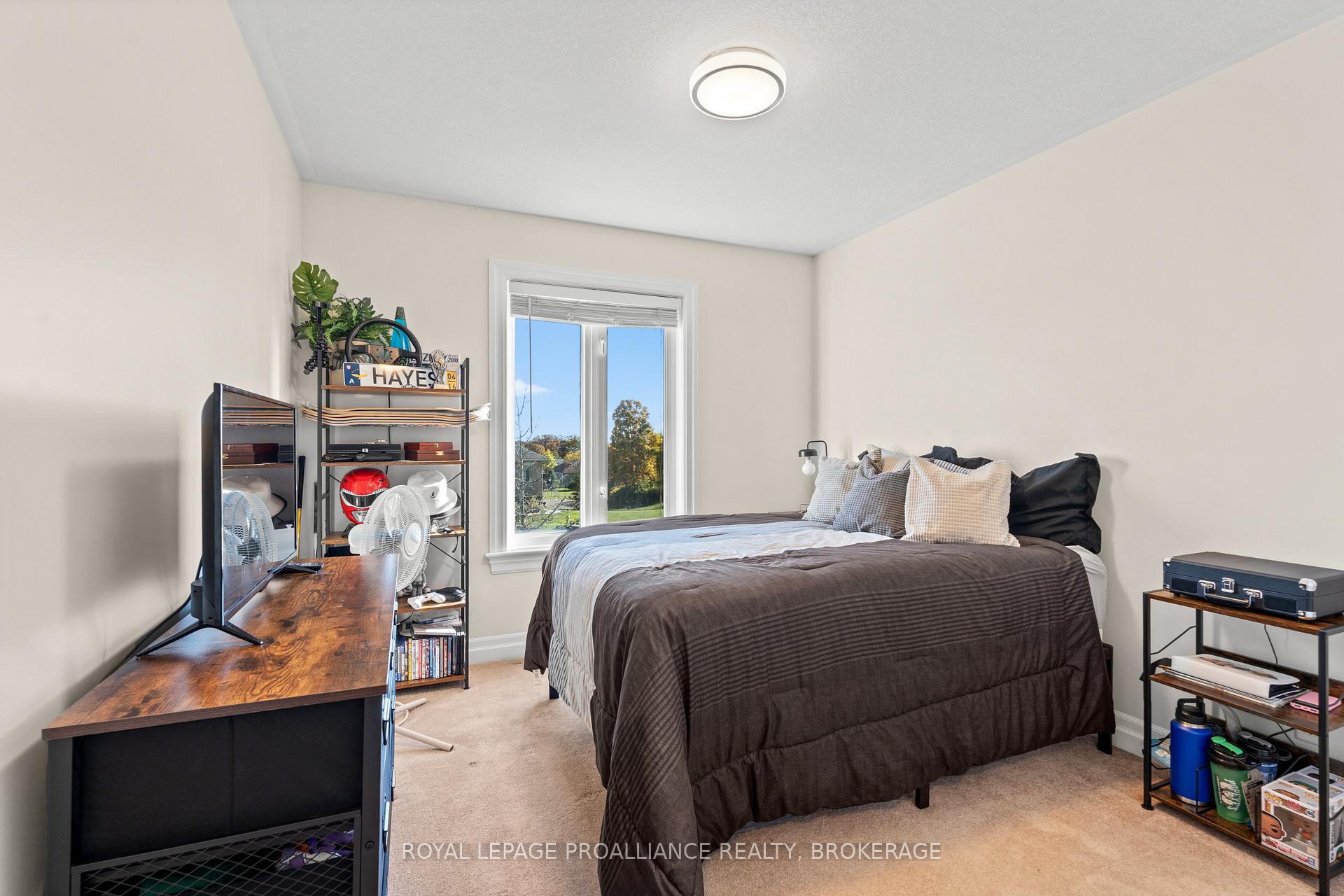 Photo 31 of 163 Kildare Avenue, Loyalist, Amherstview — HOMEH