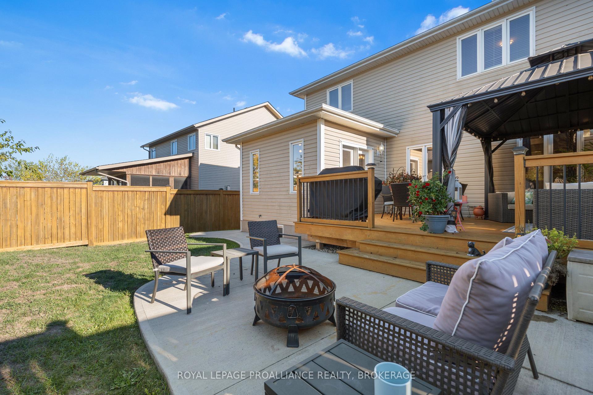 Photo 42 of 163 Kildare Avenue, Loyalist, Amherstview — HOMEH