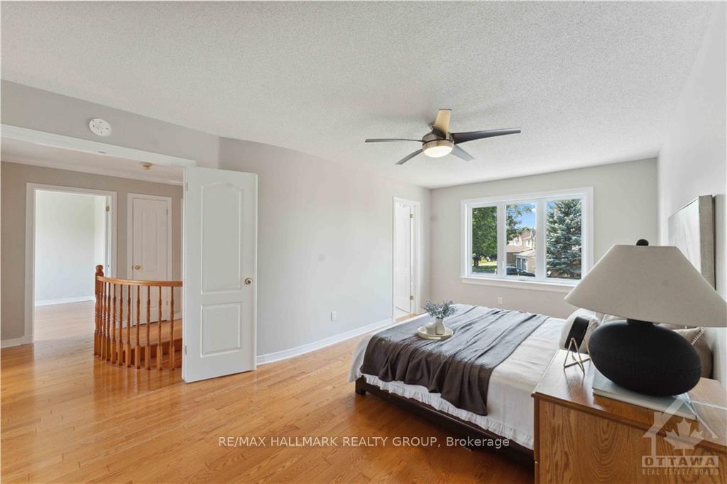 Photo 10 of 20 Forestglade Crescent, Ottawa, Hunt Club Park — HOMEH