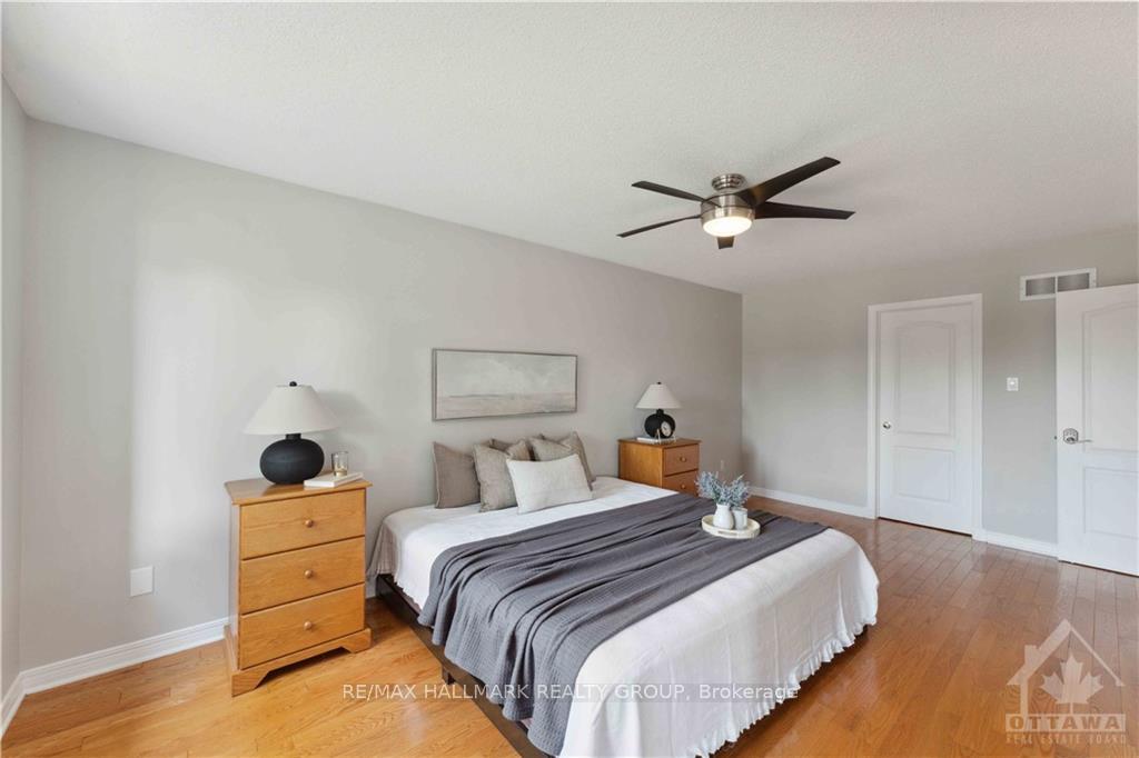 Photo 11 of 20 Forestglade Crescent, Ottawa, Hunt Club Park — HOMEH