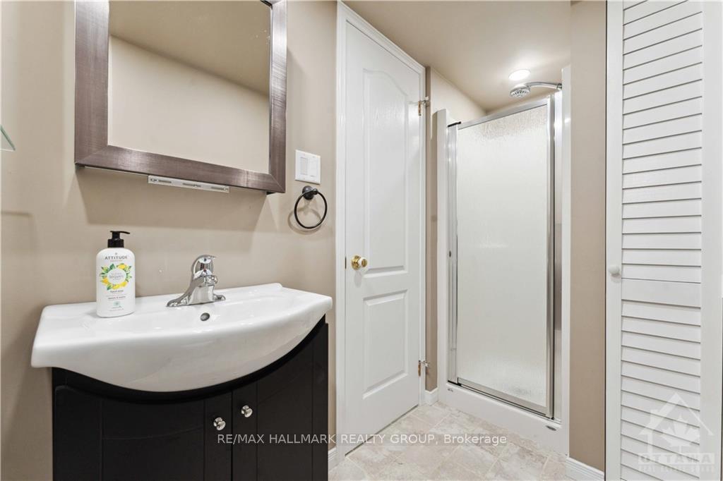 Photo 20 of 20 Forestglade Crescent, Ottawa, Hunt Club Park — HOMEH