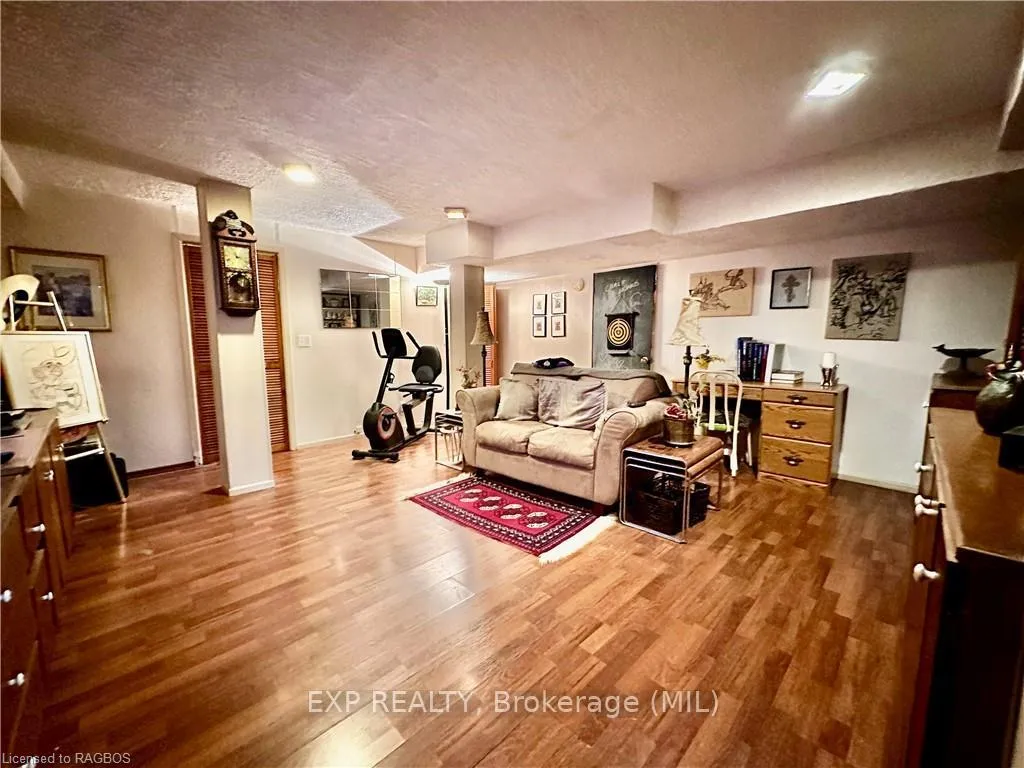 Photo 5 of 75 10th Street, Hanover — HOMEH