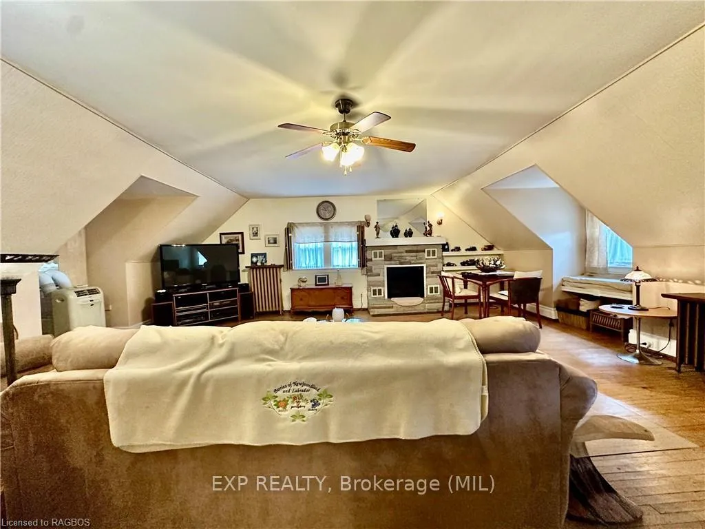 Photo 12 of 75 10th Street, Hanover — HOMEH