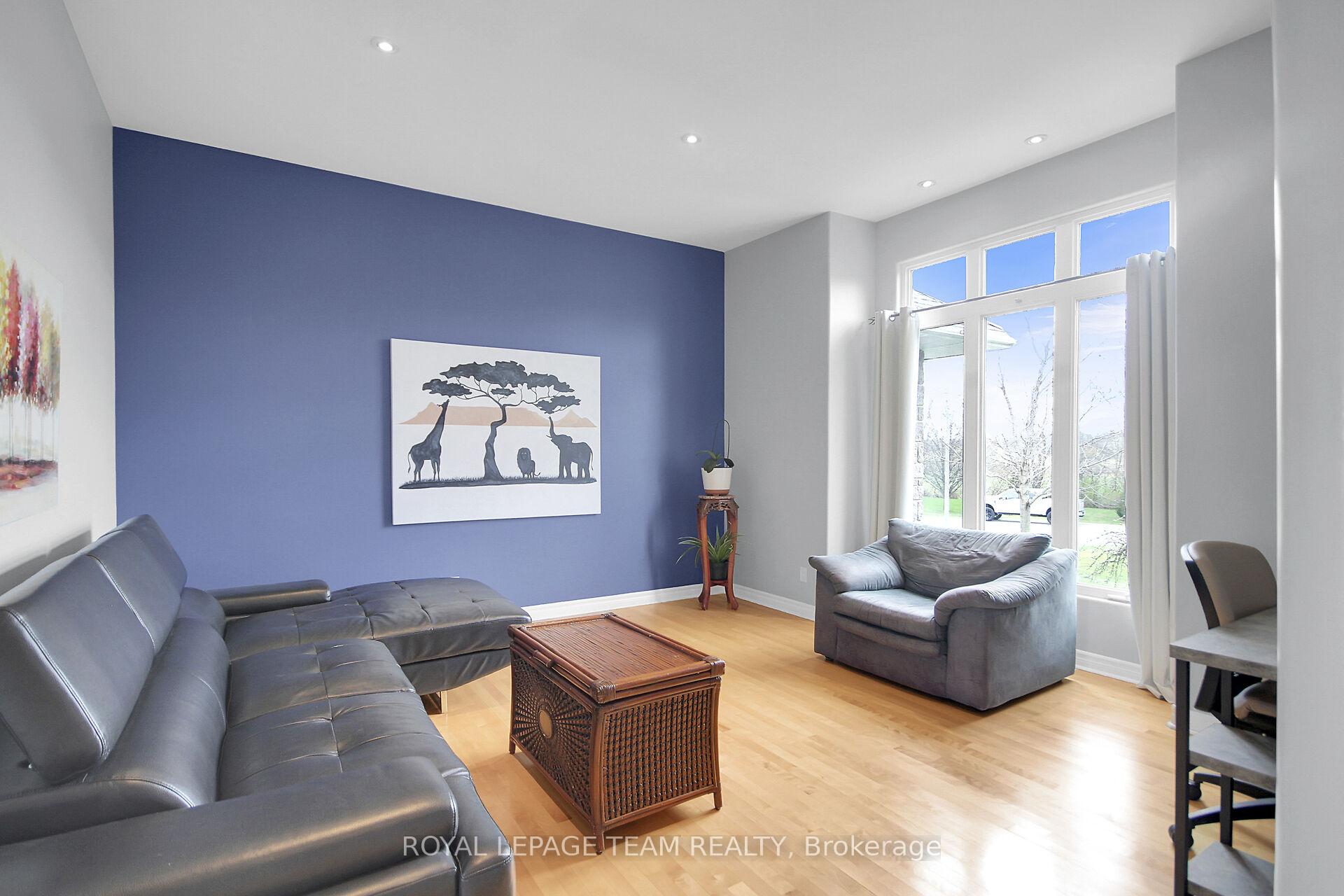 Photo 4 of 2127 Trailwood Drive, Ottawa, North Gower — HOMEH