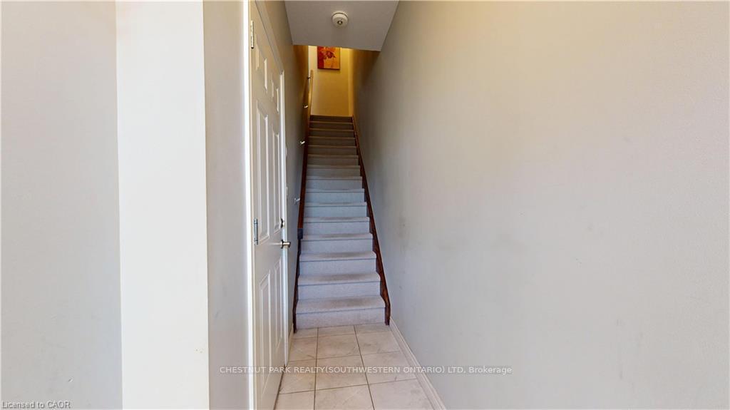 Photo 2 of Unit UPPER, 94 Robert Peel Road, Kitchener, Uptown Waterloo/North Ward — HOMEH
