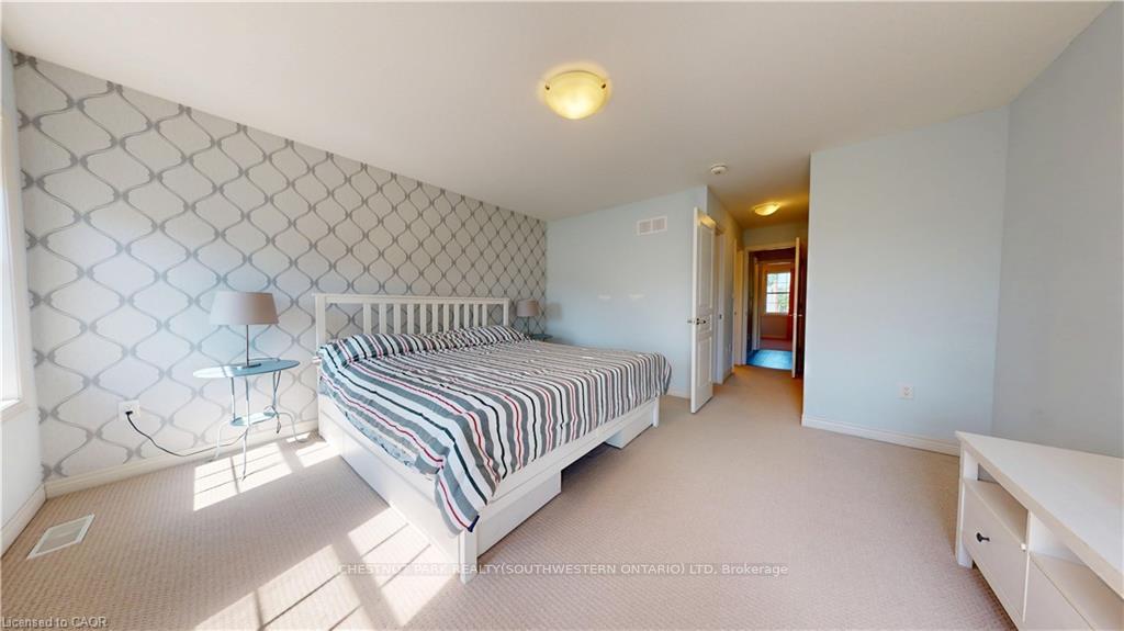 Photo 11 of Unit UPPER, 94 Robert Peel Road, Kitchener, Uptown Waterloo/North Ward — HOMEH