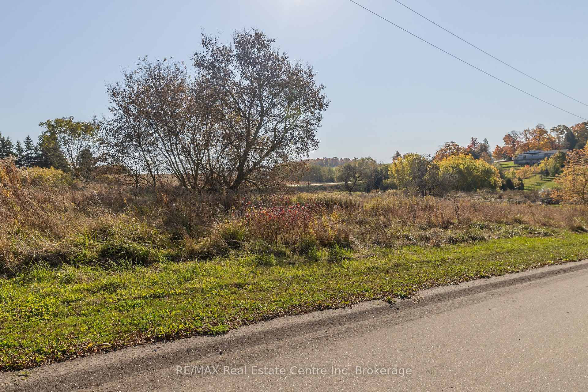 Photo 4 of James Street S, Mapleton, Rural Mapleton — HOMEH