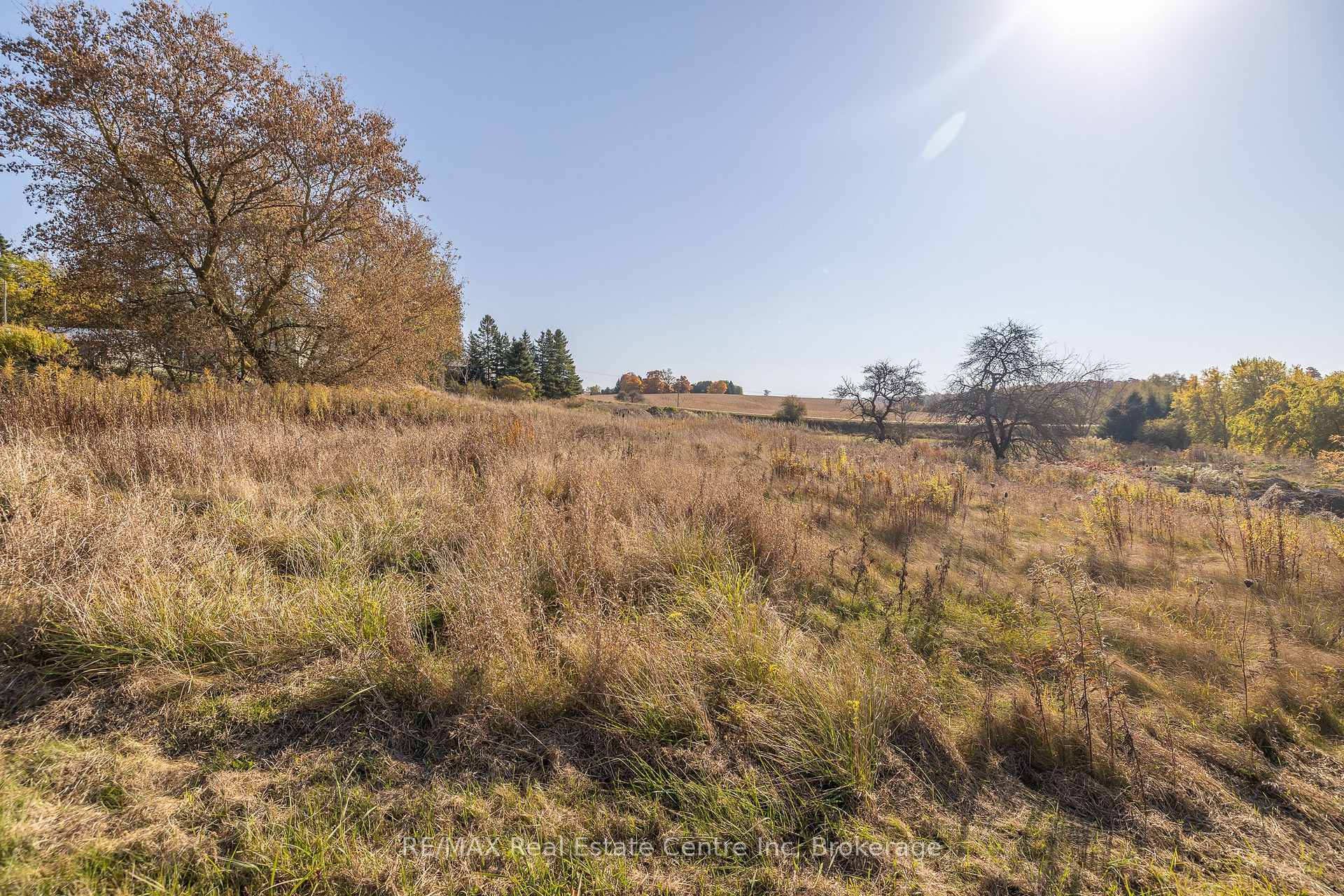 Photo 9 of James Street S, Mapleton, Rural Mapleton — HOMEH
