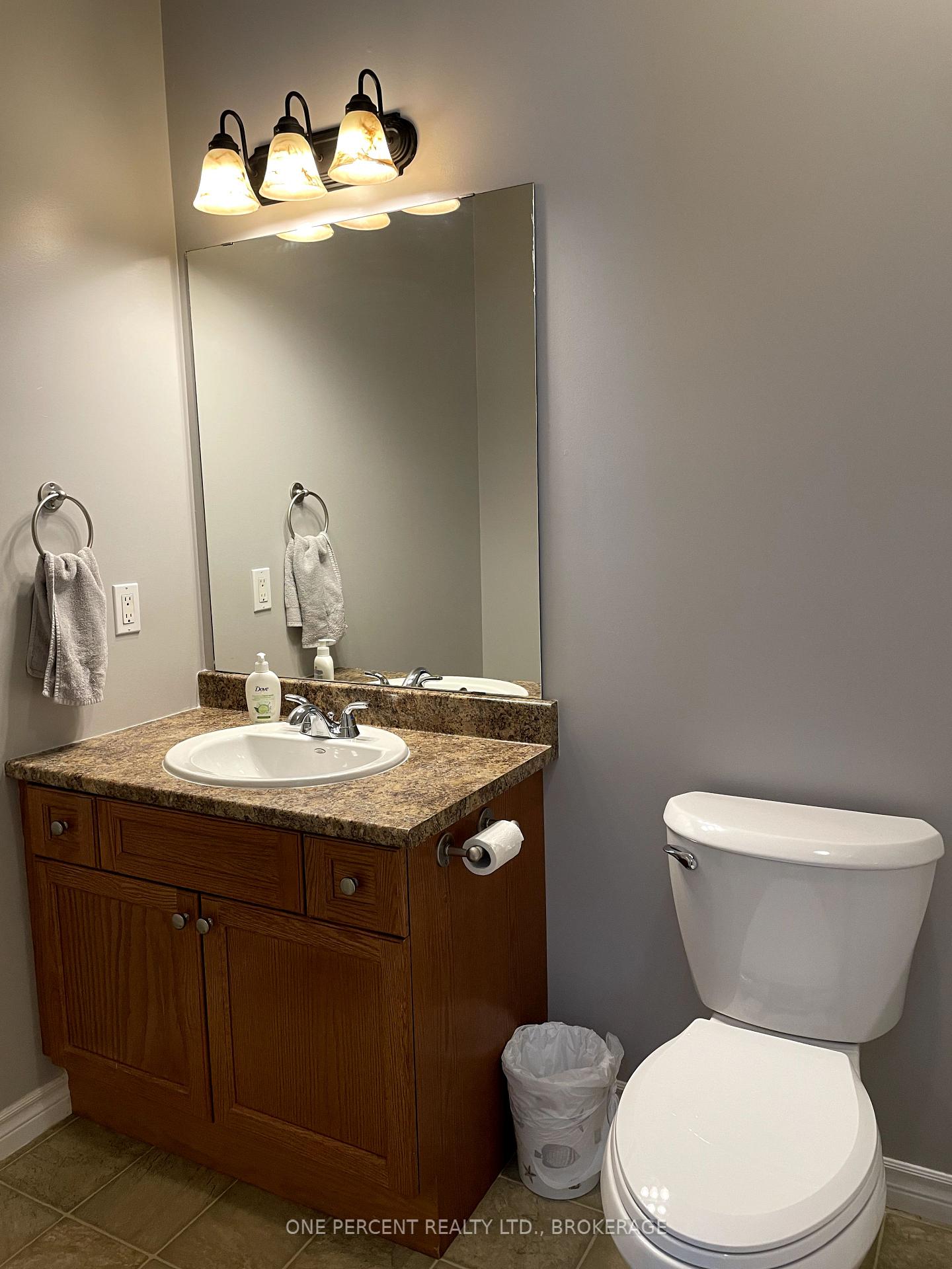Photo 10 of 135 Speers Boulevard, Loyalist, Amherstview — HOMEH