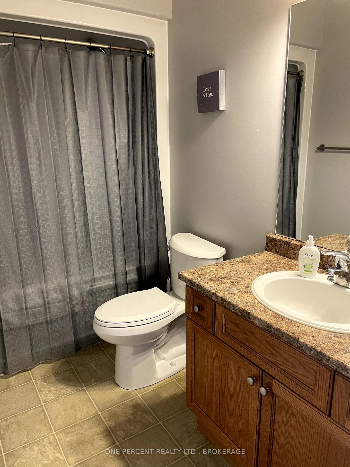 Photo 13 of 135 Speers Boulevard, Loyalist, Amherstview — HOMEH