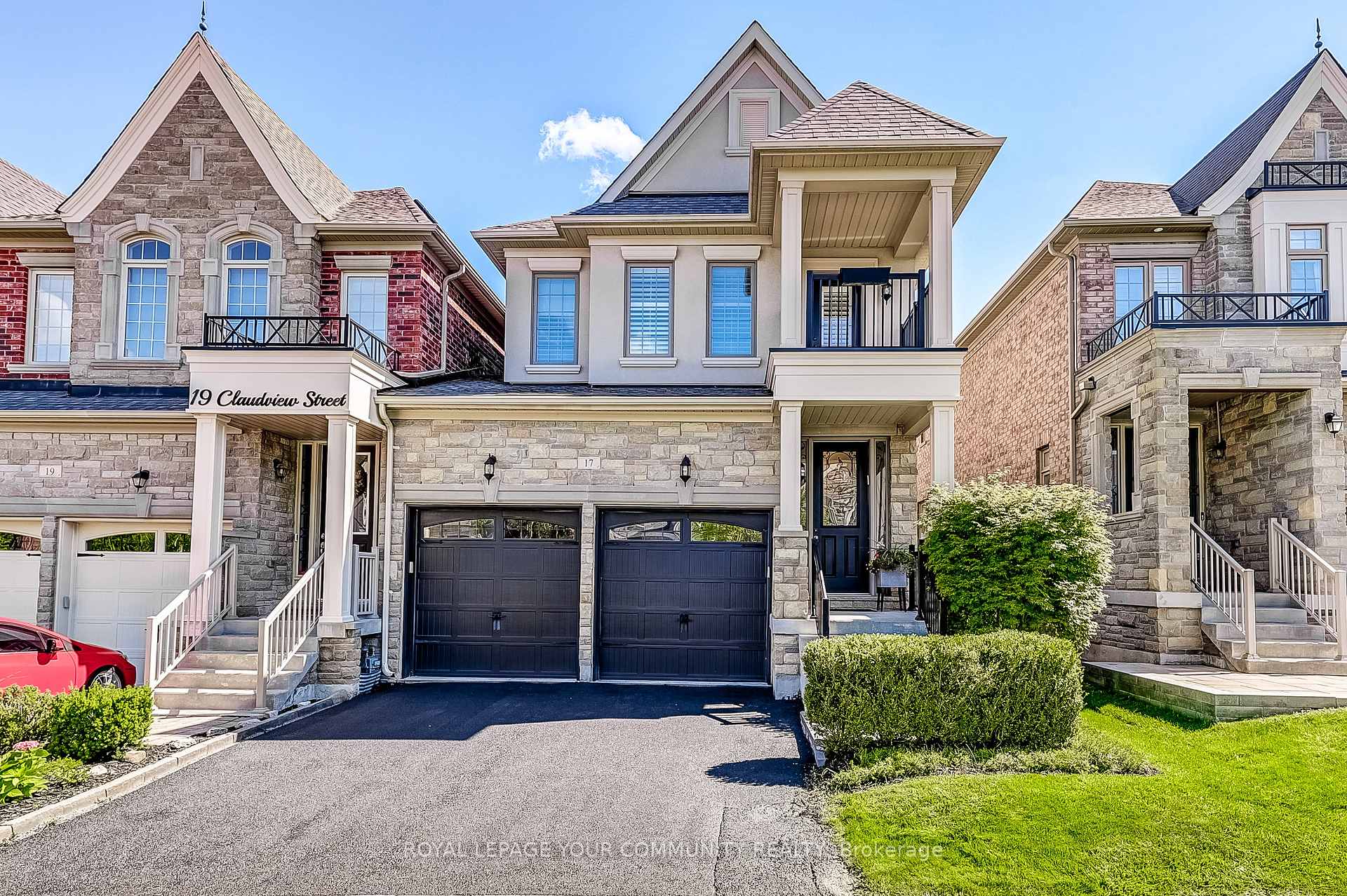 Photo 1 of 17 Claudview Street, King, King City — HOMEH