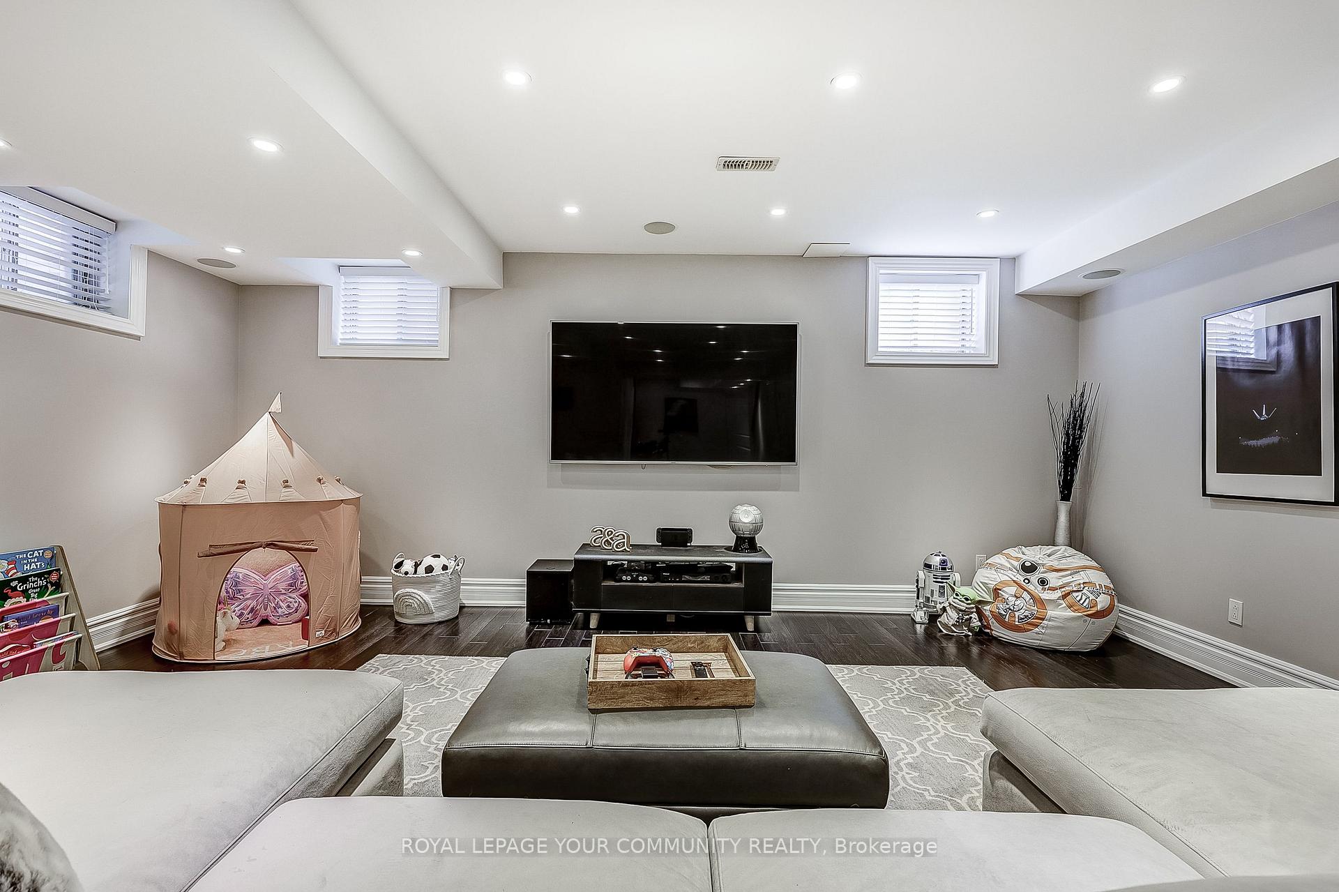 Photo 32 of 17 Claudview Street, King, King City — HOMEH