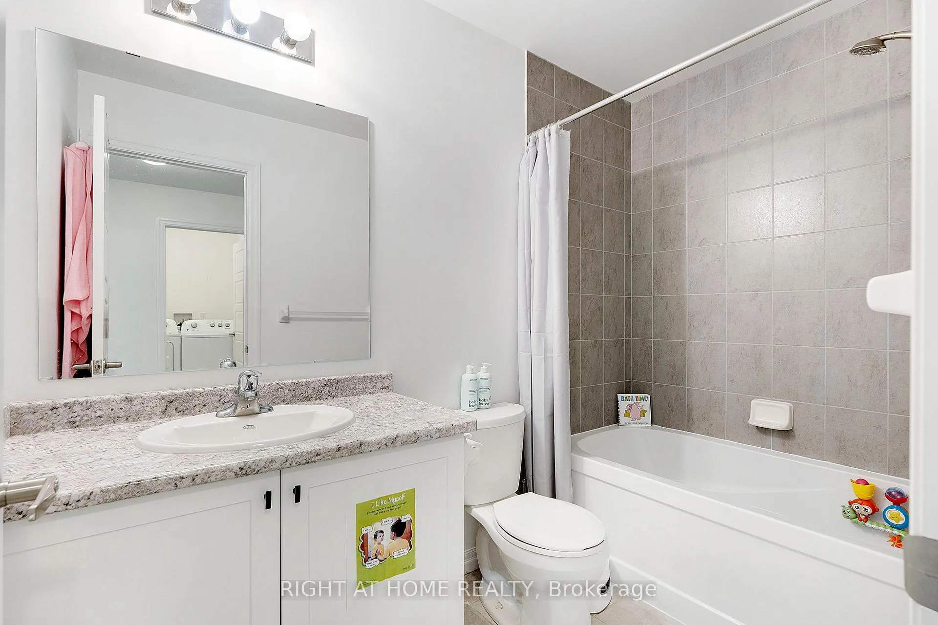 Photo 21 of 78 Pony Way, Kitchener — HOMEH