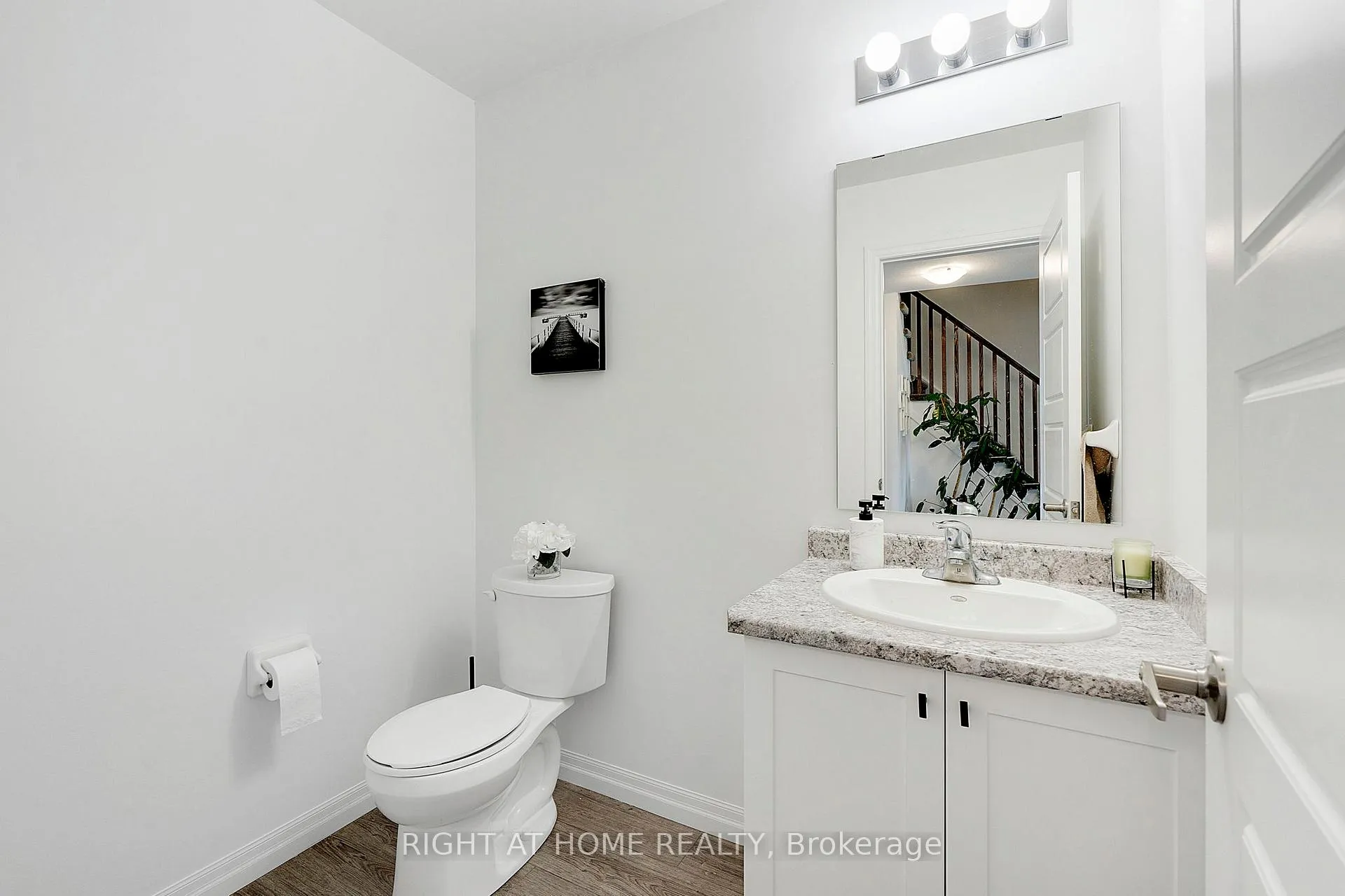 Photo 23 of 78 Pony Way, Kitchener — HOMEH