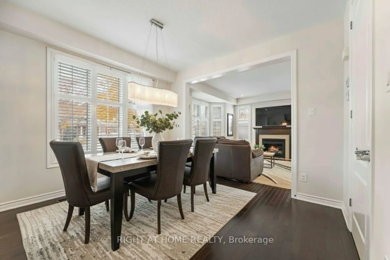 Photo 8 of 369 Autumnfield Street, Ottawa, Kanata - Emerald Meadows/Trailwest — HOMEH
