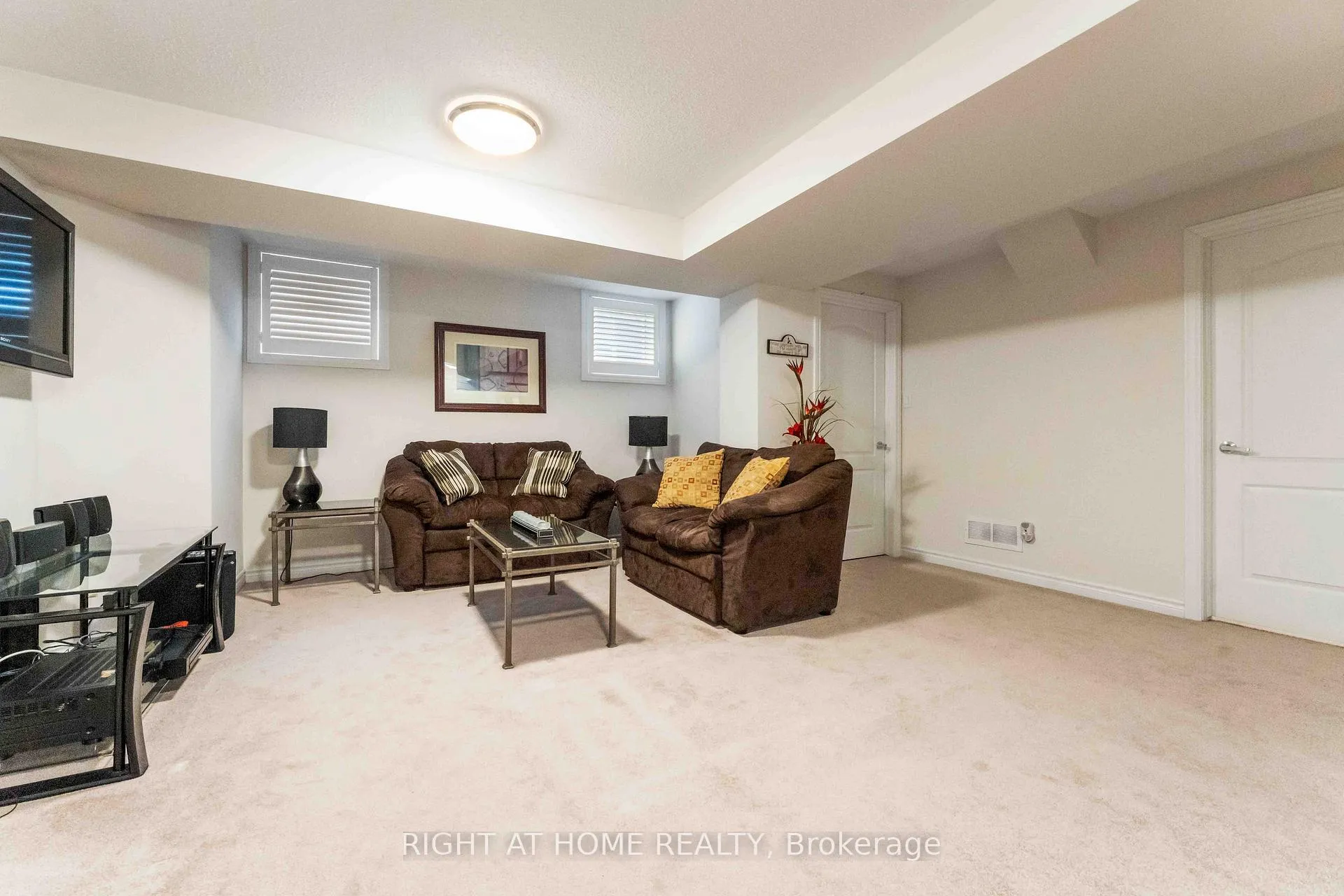 Photo 32 of 369 Autumnfield Street, Ottawa, Kanata - Emerald Meadows/Trailwest — HOMEH