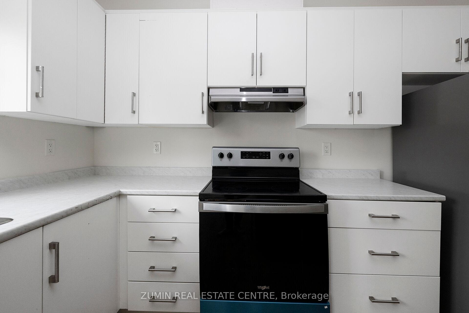 Photo 18 of 78 Dewberry Drive, Kitchener — HOMEH