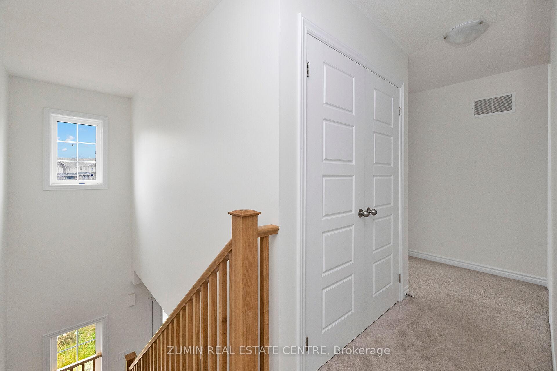 Photo 24 of 78 Dewberry Drive, Kitchener — HOMEH