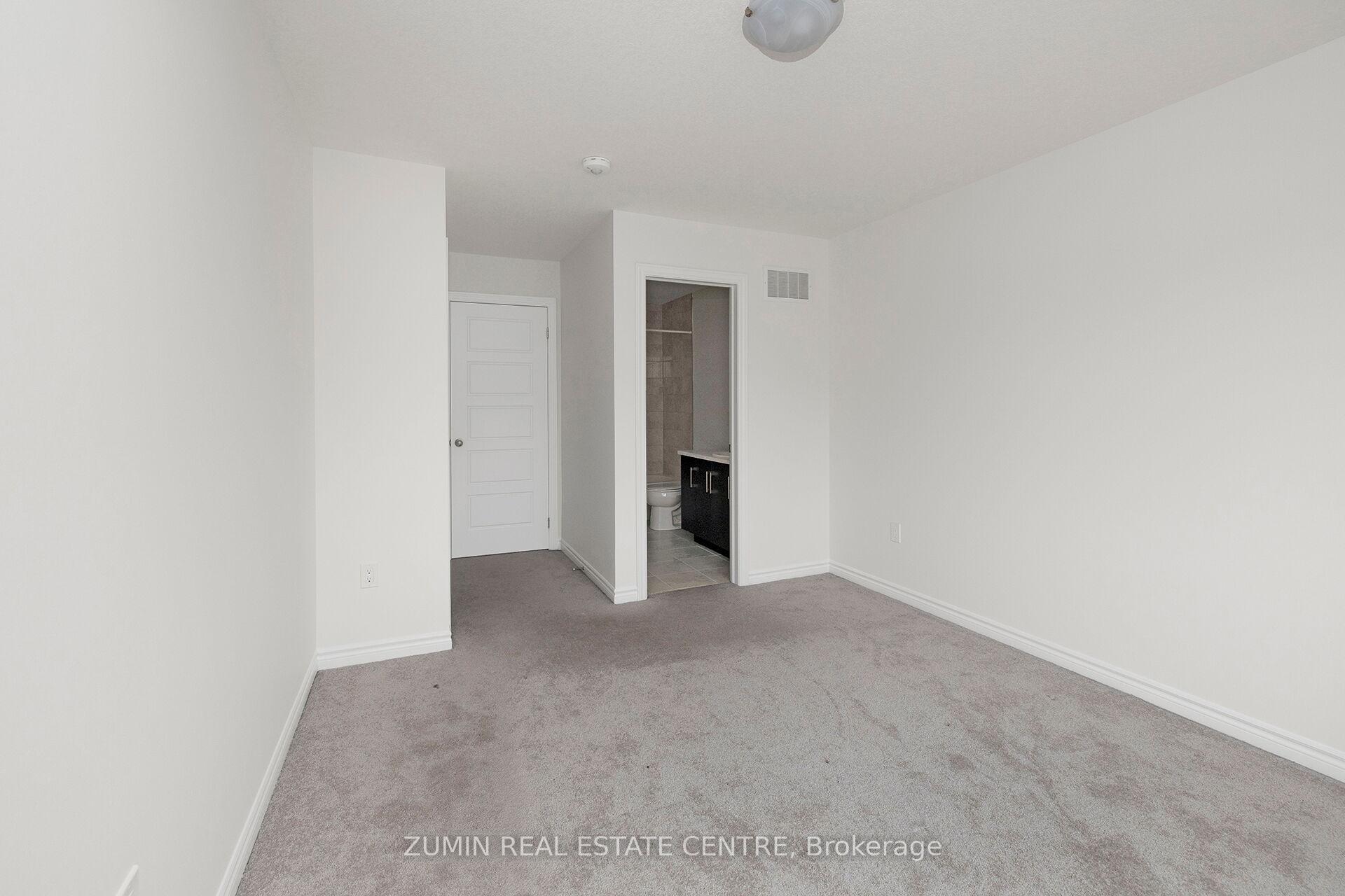 Photo 33 of 78 Dewberry Drive, Kitchener — HOMEH