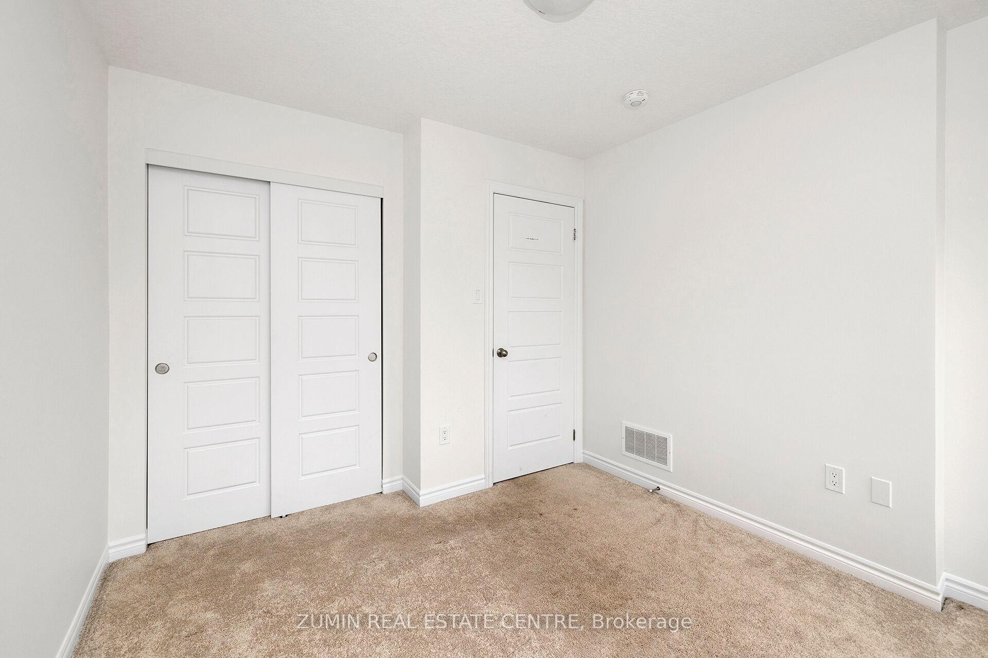 Photo 43 of 78 Dewberry Drive, Kitchener — HOMEH