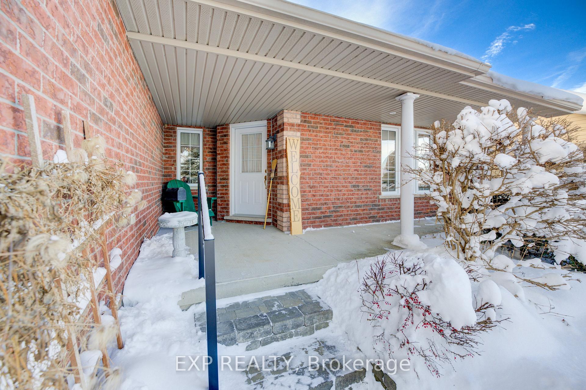 Photo 4 of 42 River Run Road, Mapleton, Rural Mapleton — HOMEH