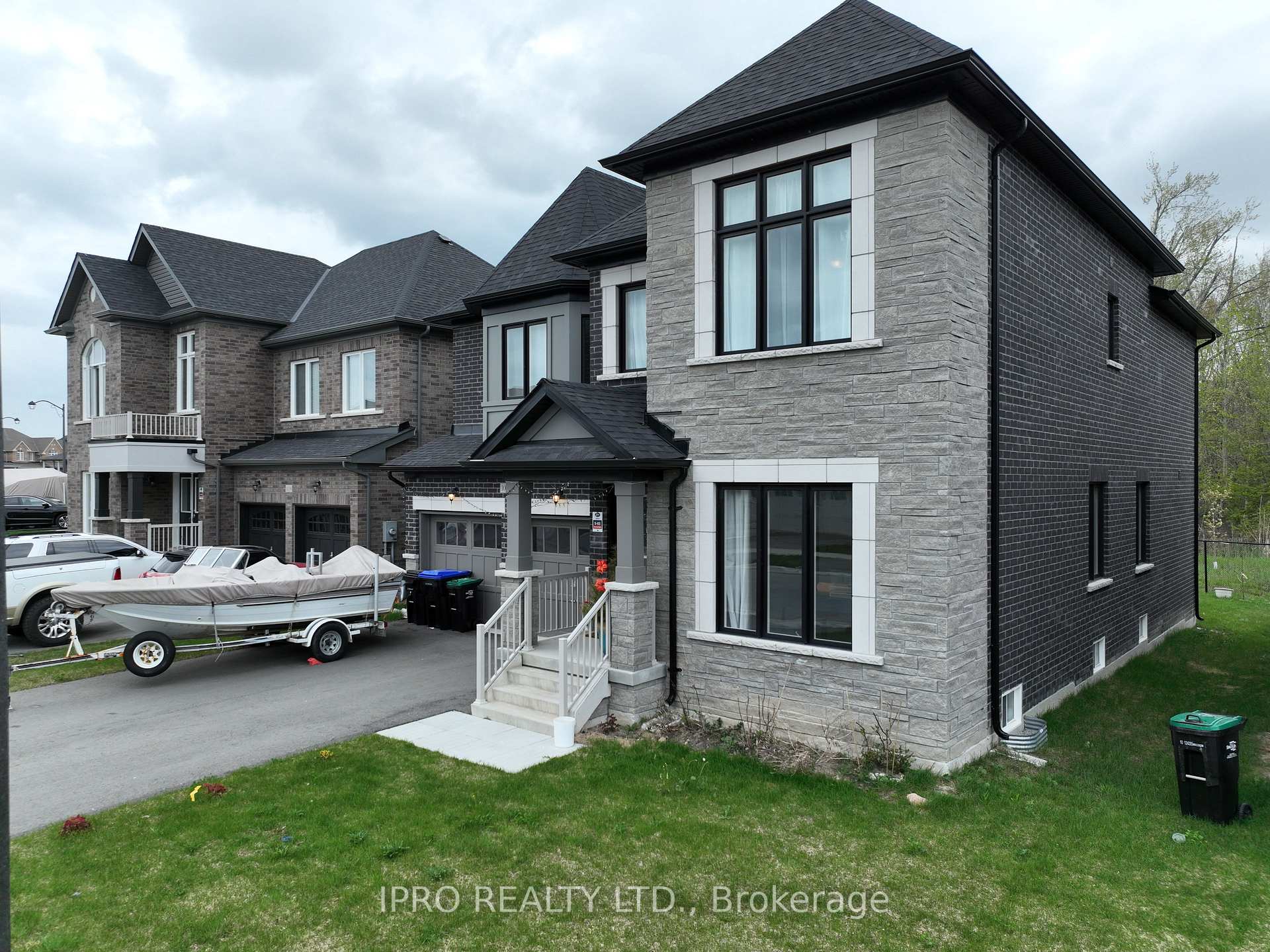 Photo 3 of 1044 Hardy Way, Innisfil, Lefroy — HOMEH