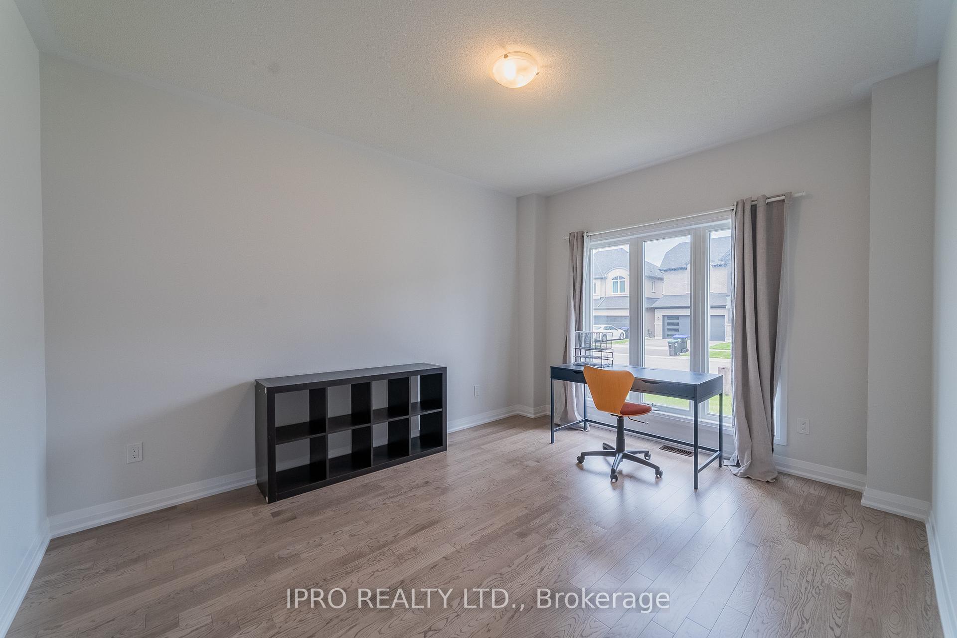 Photo 6 of 1044 Hardy Way, Innisfil, Lefroy — HOMEH