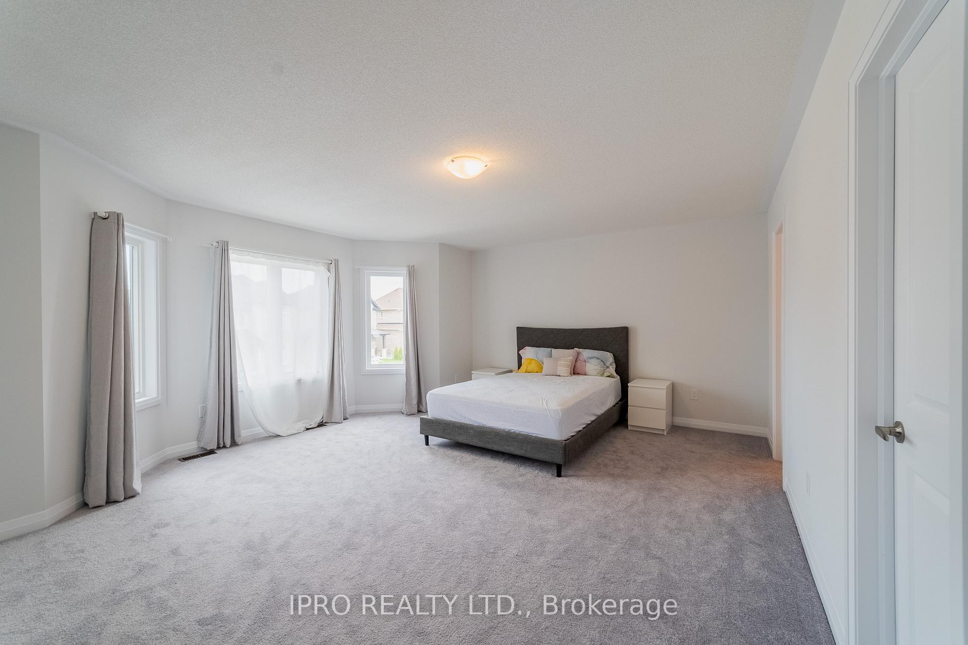 Photo 26 of 1044 Hardy Way, Innisfil, Lefroy — HOMEH