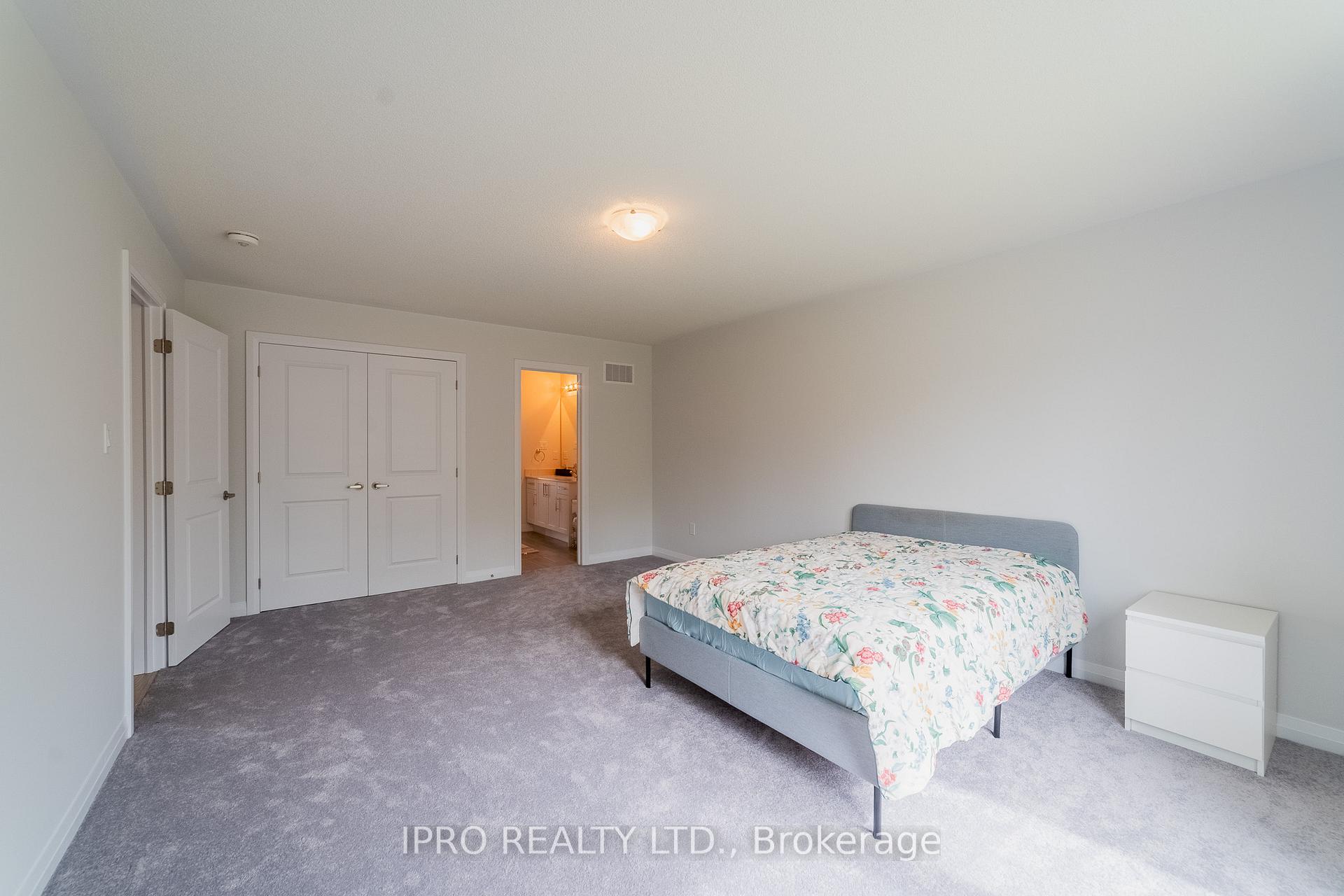Photo 32 of 1044 Hardy Way, Innisfil, Lefroy — HOMEH