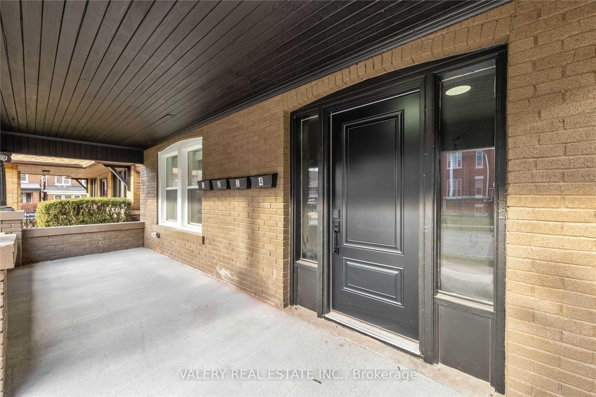 Photo 2 of Unit 2, 5 Maplewood Avenue, Hamilton, St. Clair — HOMEH