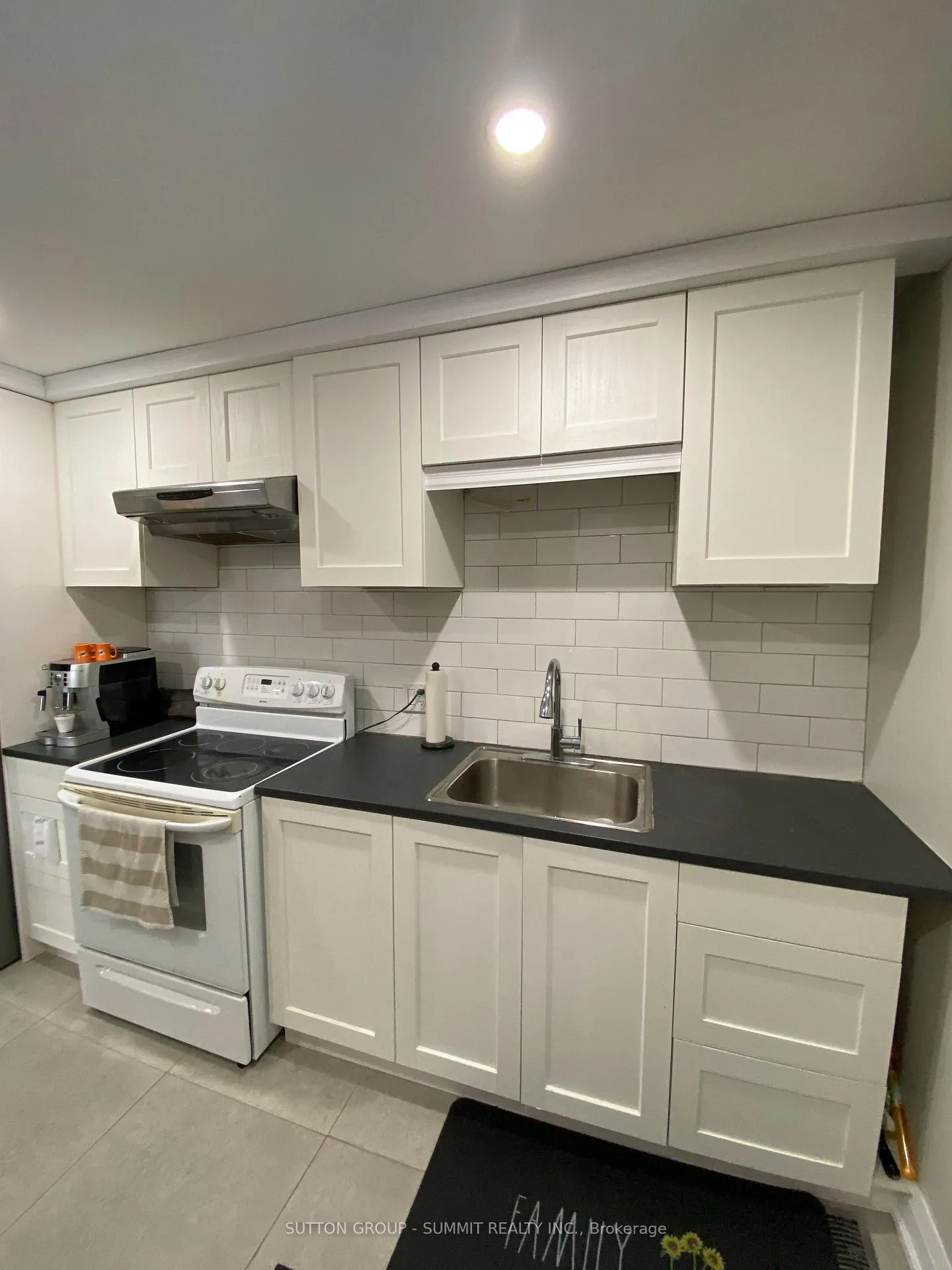 Photo 11 of 239 Main Street, King, Schomberg — HOMEH